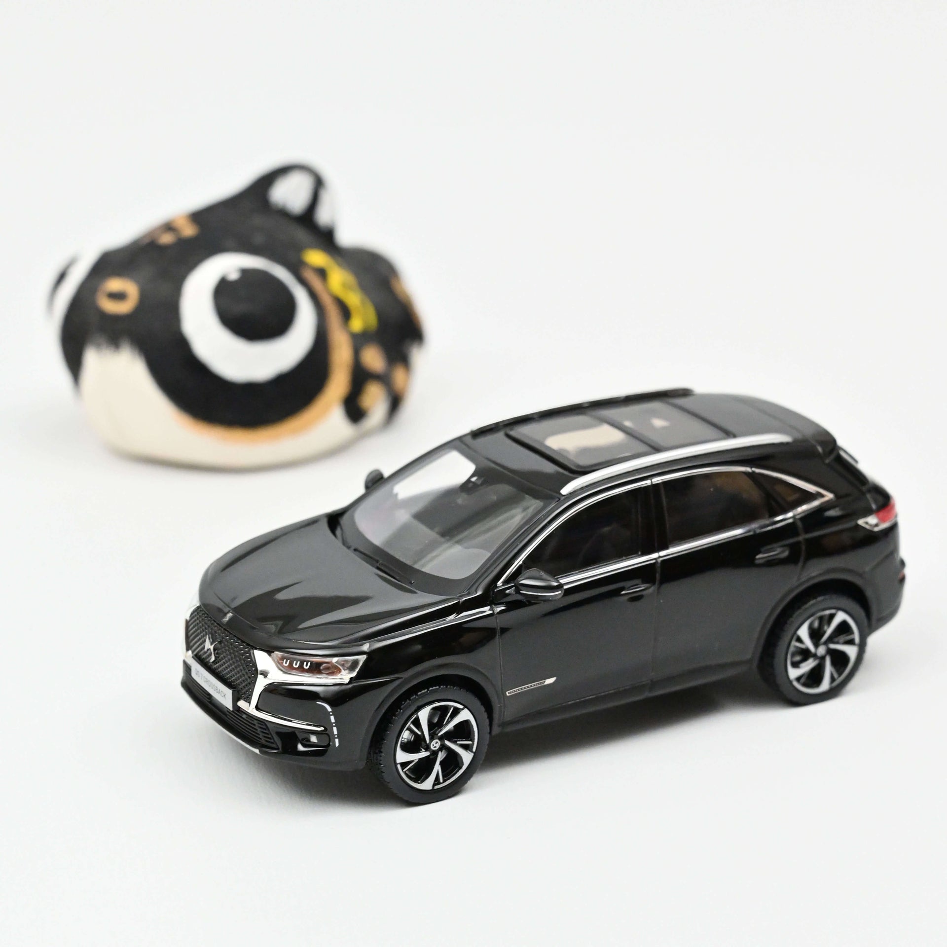 norev-ds-7-crossback-2017-modellino-auto-1-43-nero image 1
