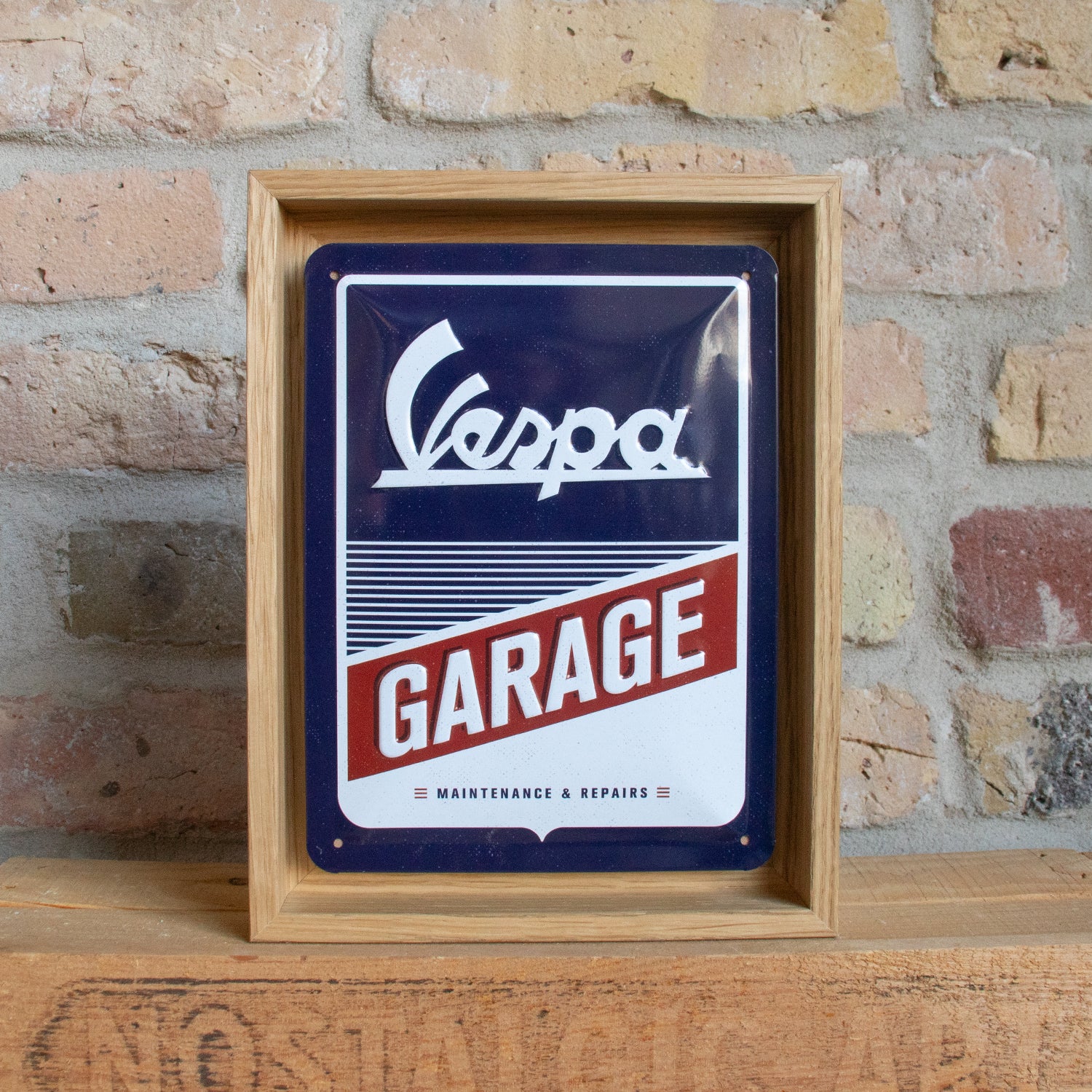 nostalgic-art-vespa-garage-n-frame-s-edition-18-5x24-cm image 3
