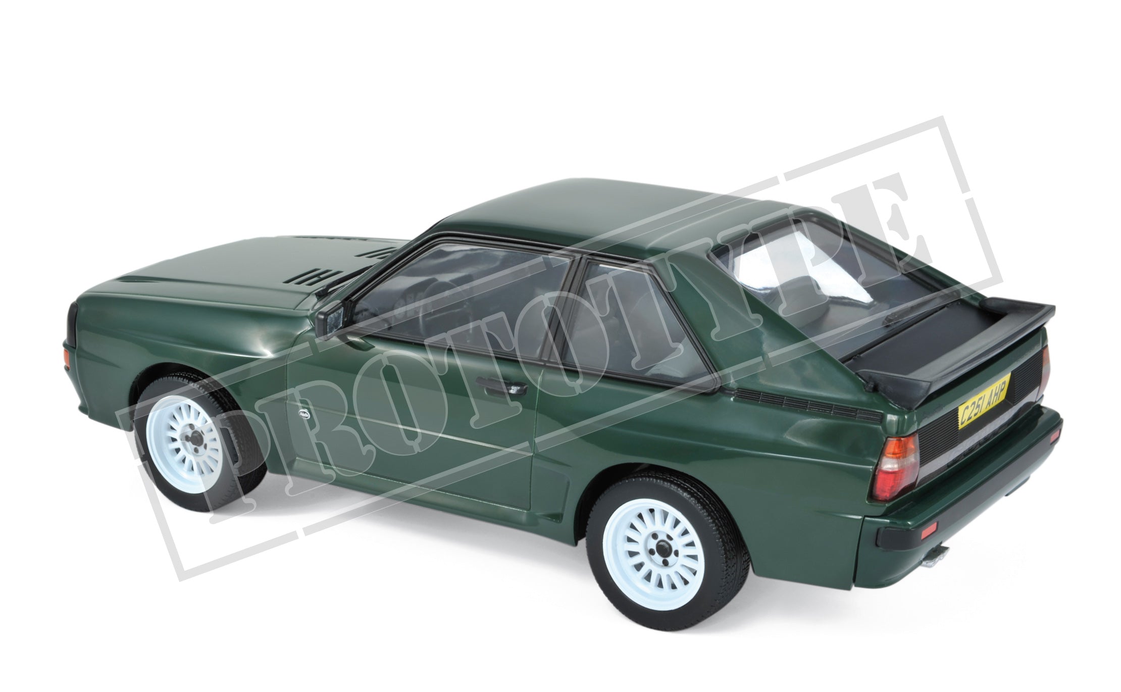 norev-audi-sport-quattro-1985-1-18-verde image 2
