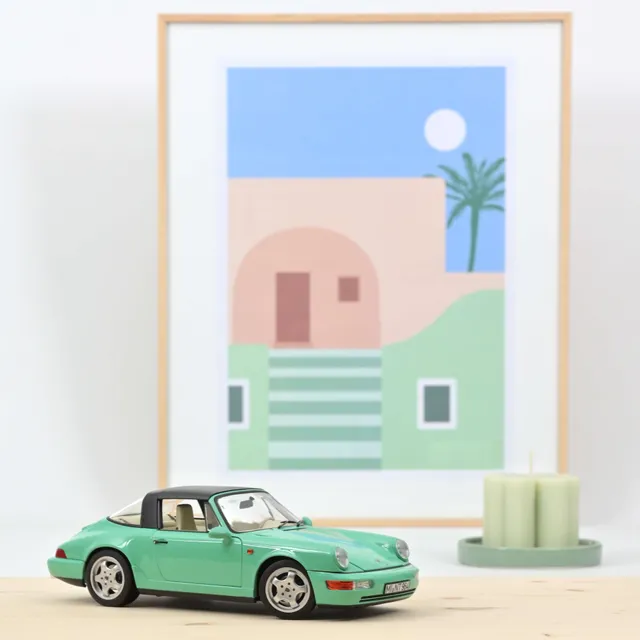 norev-porsche-911-carrera-4-targa-964-1991-modellino-auto-1-18-verde-menta-200-p image 1