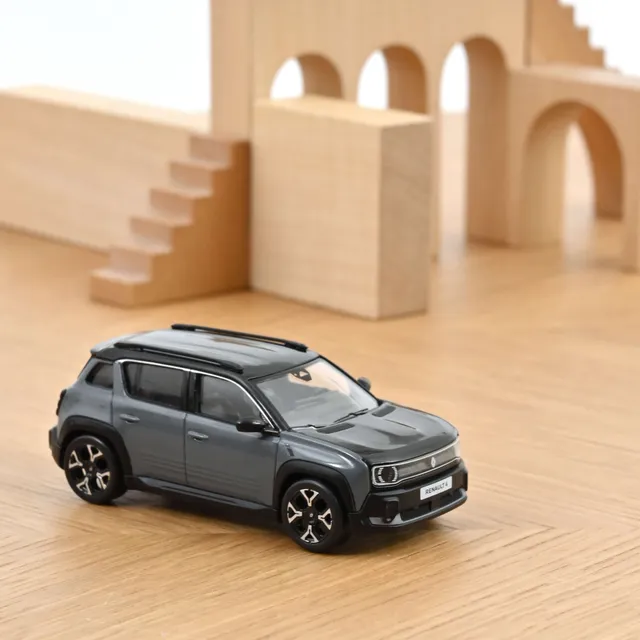 norev-renault-4-e-tech-electrique-2025-modellino-auto-1-43-gris-urban-e-nero image 1