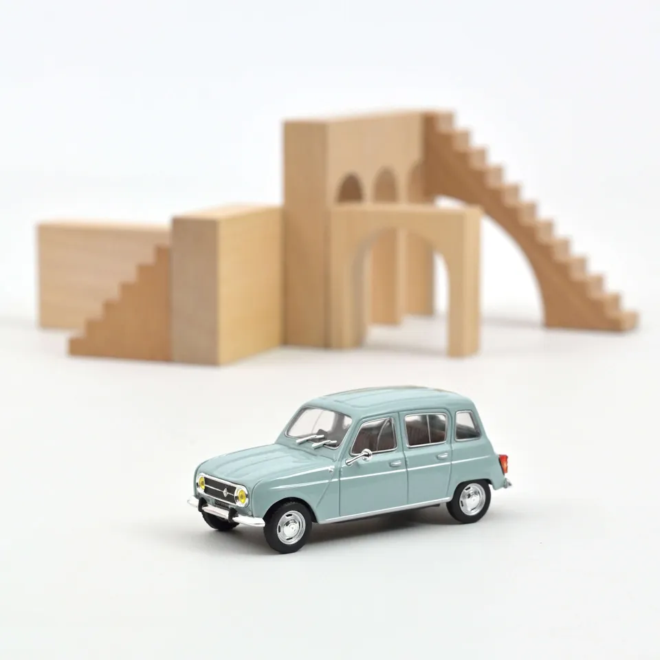 norev-renault-4-1974-1-43-blu-chiaro image 1