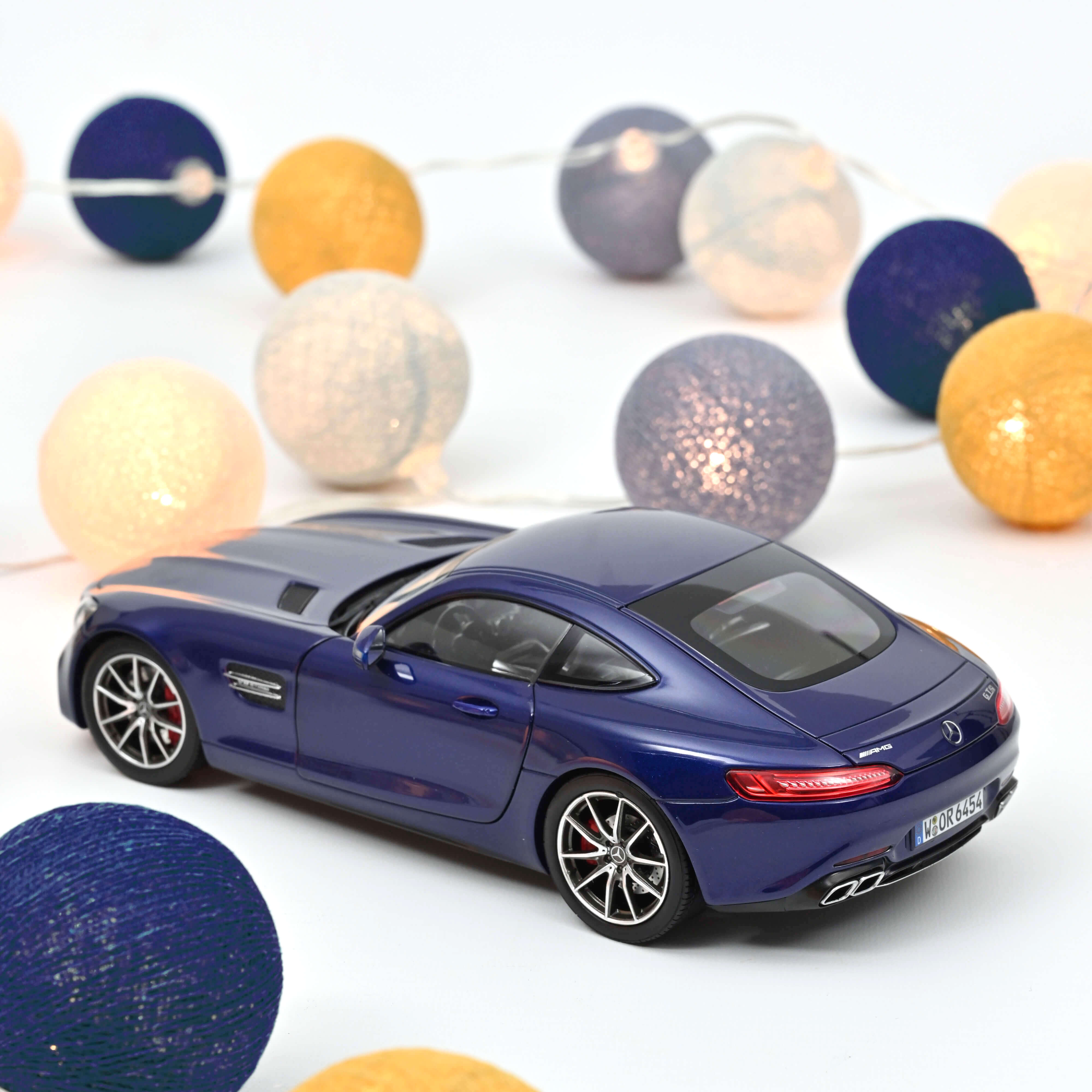 norev-mercedes-amg-gt-s-2019-1-18-modellino-auto-blu-metallizzato image 3