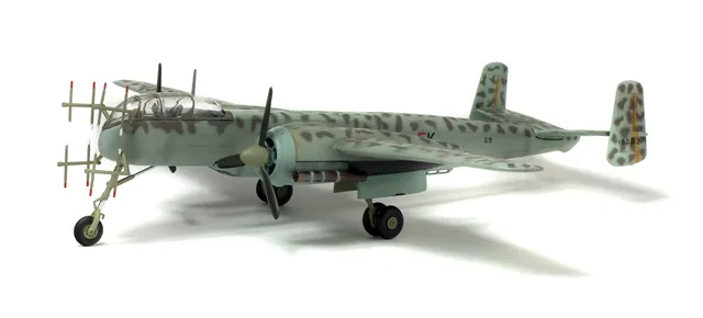 solido-heinkel-he-219-uhu-nederland-1945-aereo-militare image 1