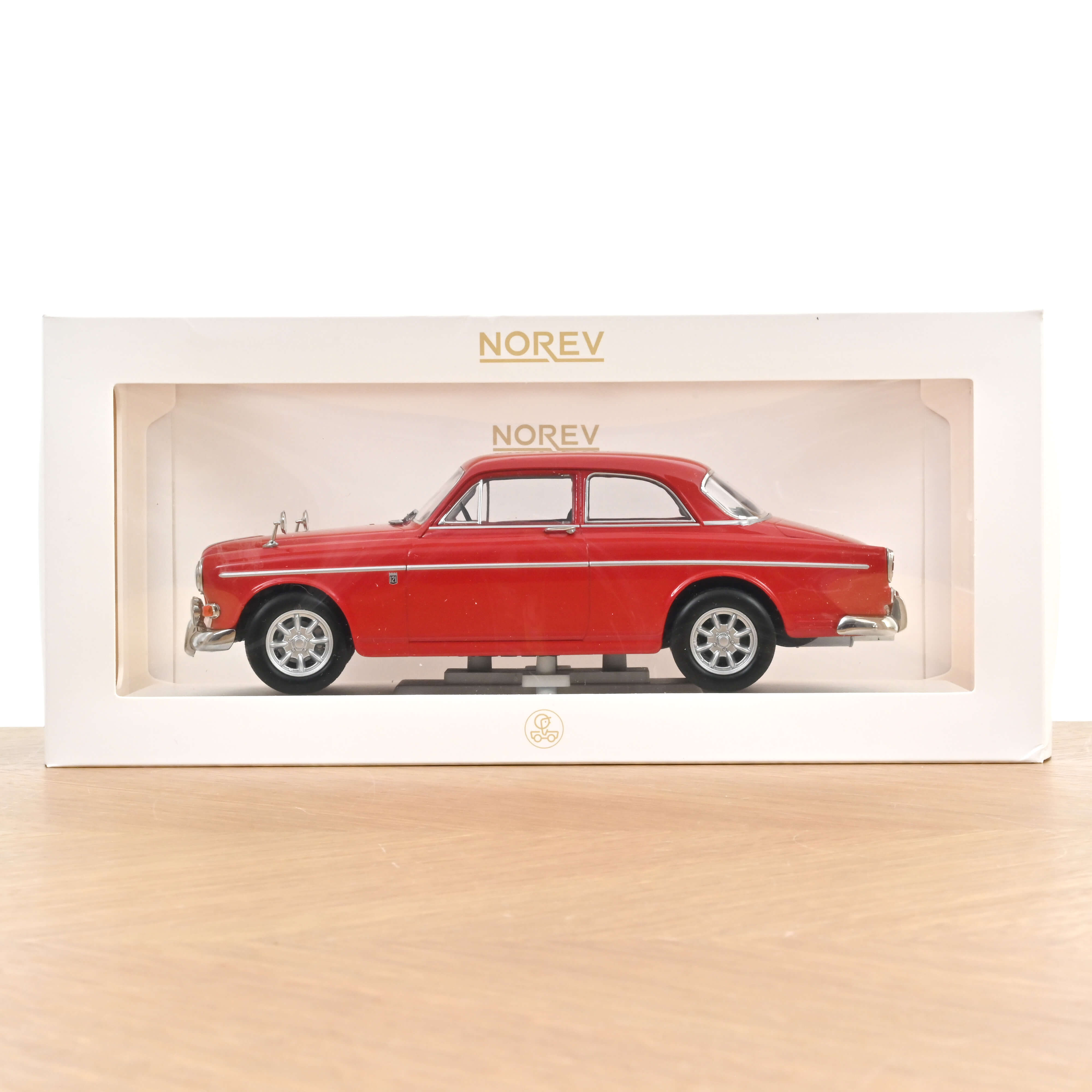 norev-volvo-123-gt-1968-rouge-1-18-modellino-amazon-sportiva-d-epoca image 4