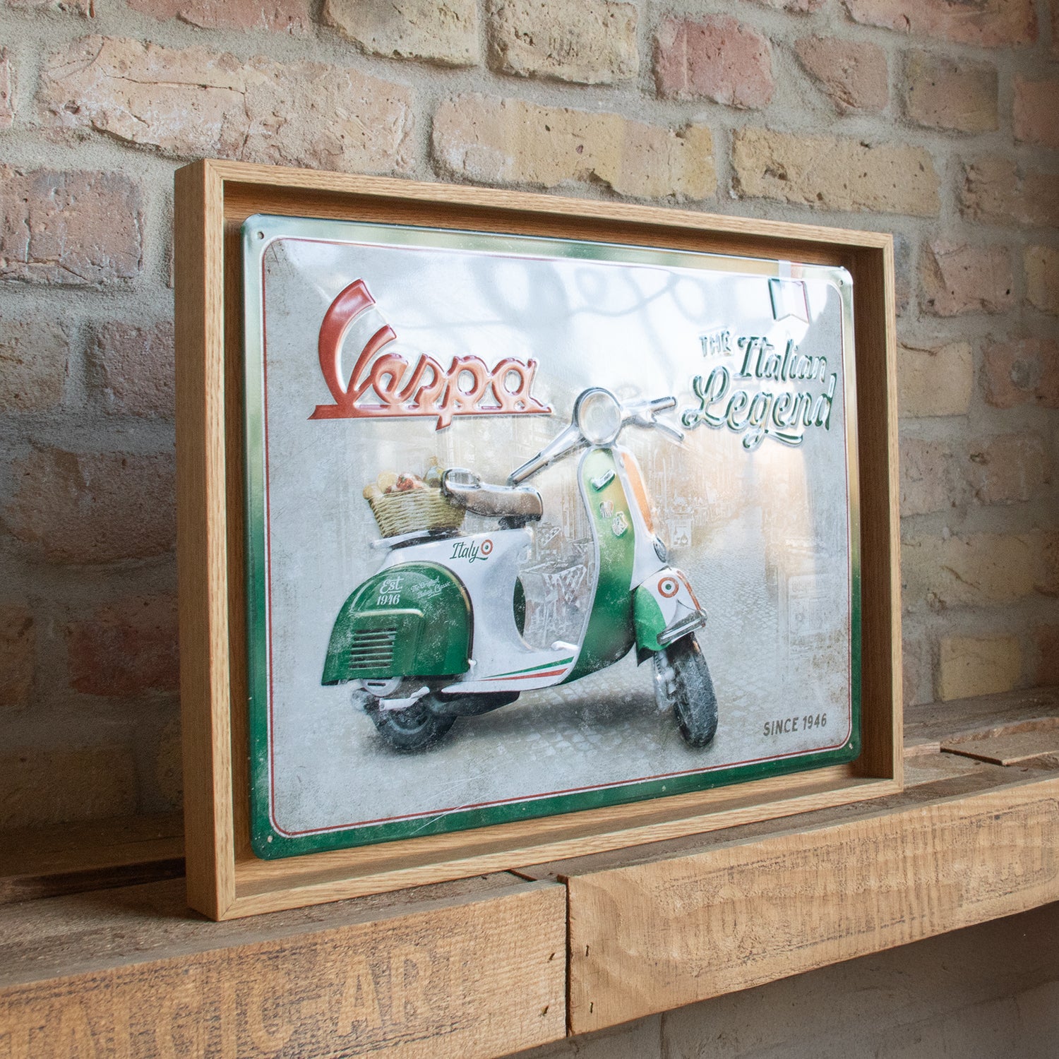 nostalgic-art-vespa-italian-legend-targa-con-cornice-n-frame-l-33-5x44-cm image 2