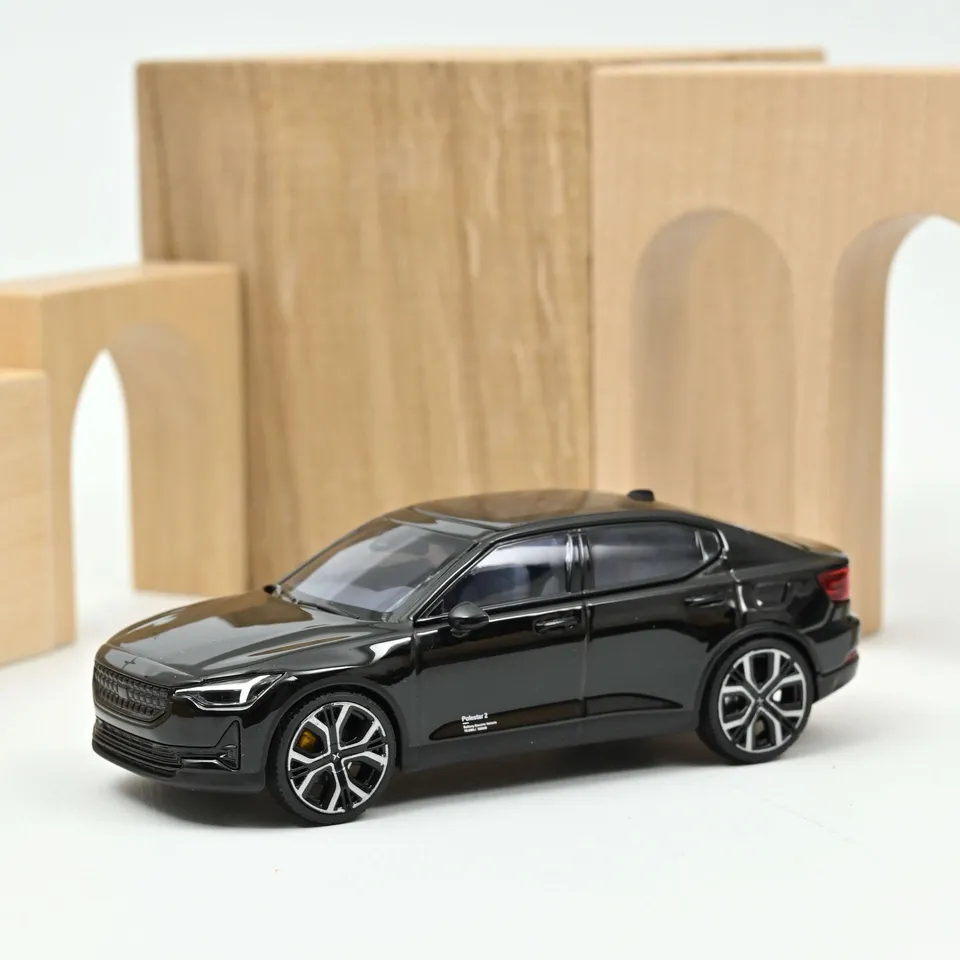 norev-polestar-2-2021-void-modellino-auto-1-43 image 1