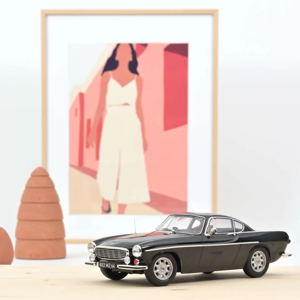 norev-volvo-1800-s-1967-nero-1-18-400-pz image 1