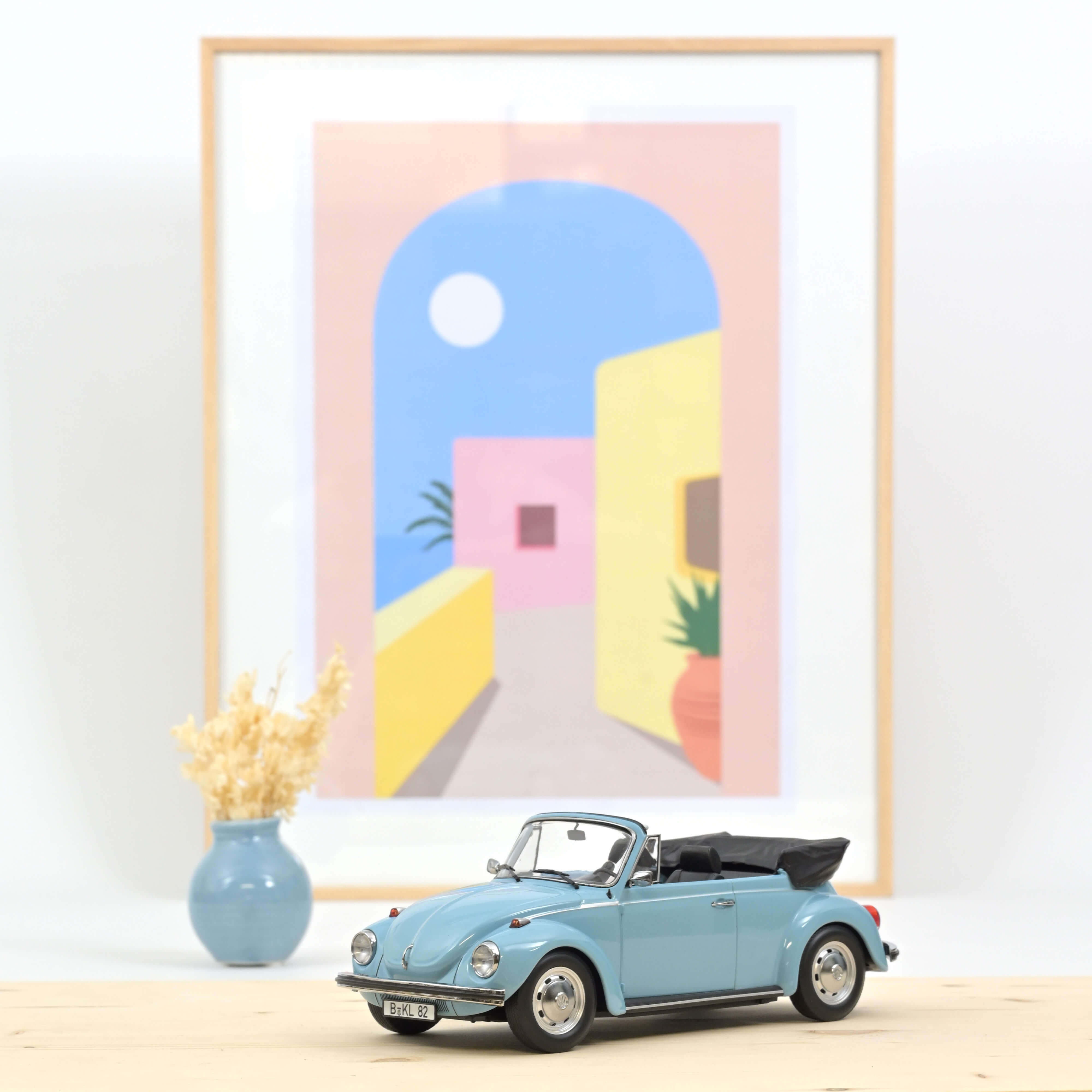 norev-vw-1303-cabriolet-1973-bleu-clair-1-18-200-pcs image 1