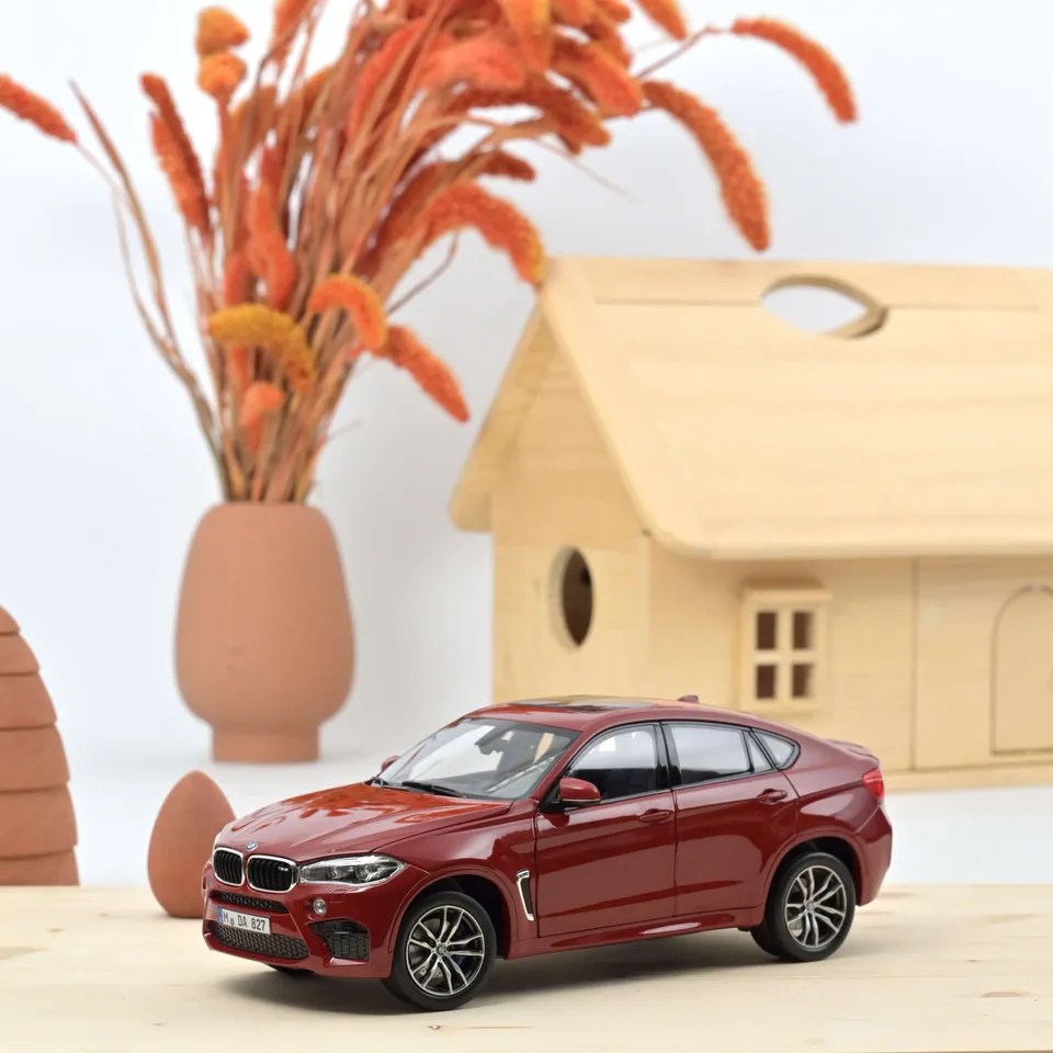norev-bmw-x6-m-2015-red-metallic-1-18 image 1