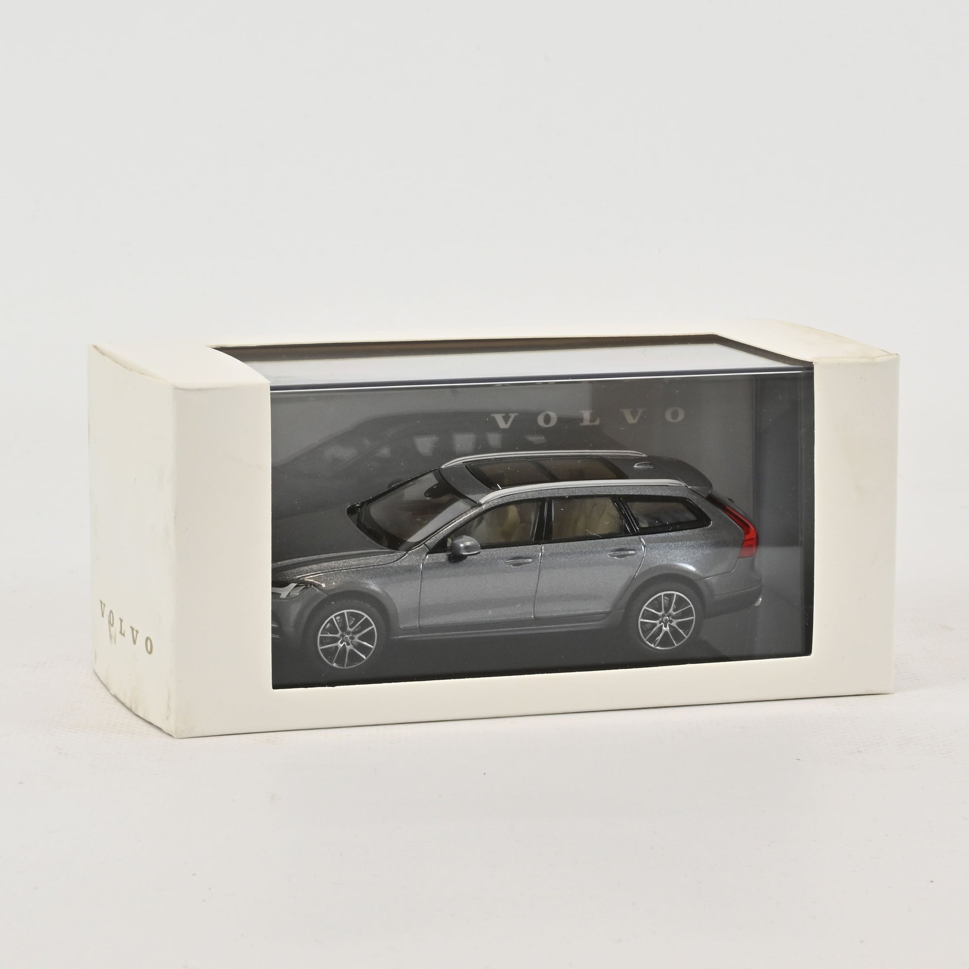 norev-volvo-v90-cross-country-osmium-grey-1-43-modellino-auto-die-cast image 1