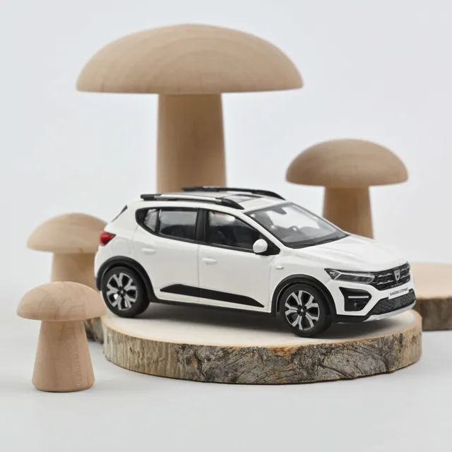 norev-dacia-sandero-stepway-2021-modellino-auto-1-43-bianco-glacier image 1