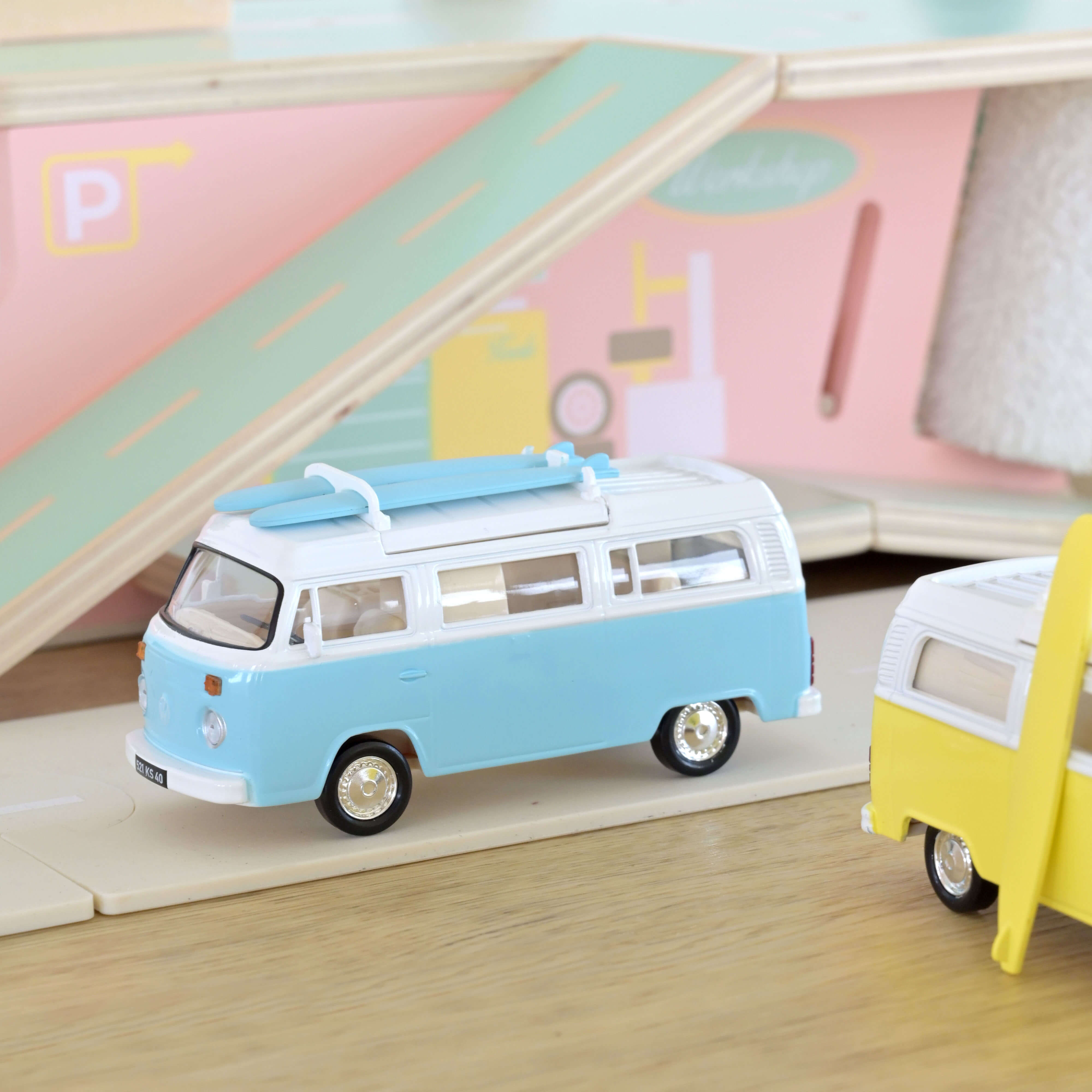 norev-vw-combi-t2b-camper-van-1973-azzurro-chiaro-1-43-jet-car image 1