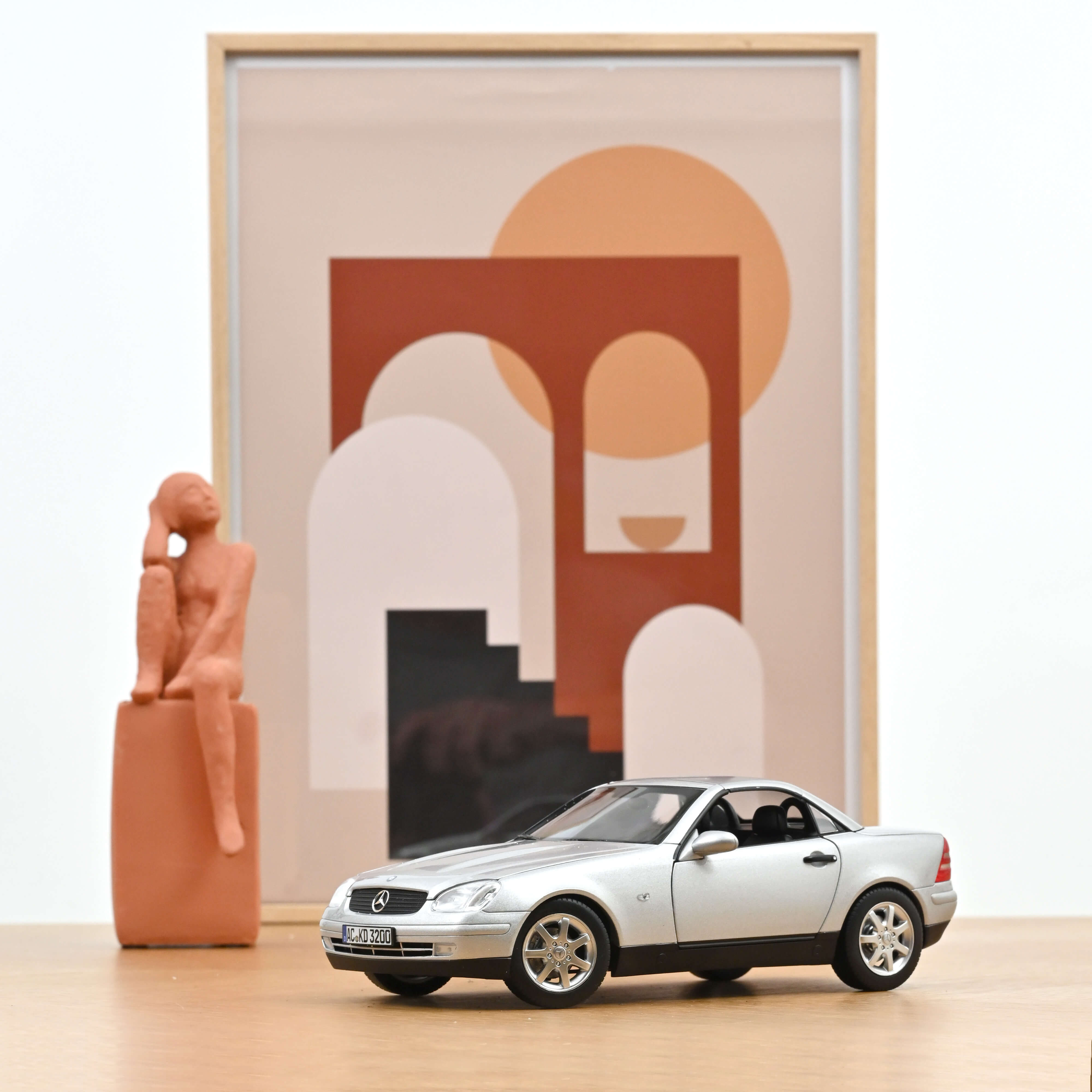 norev-mercedes-benz-slk-1996-argent-brillant-auto-die-cast-1-18 image 2