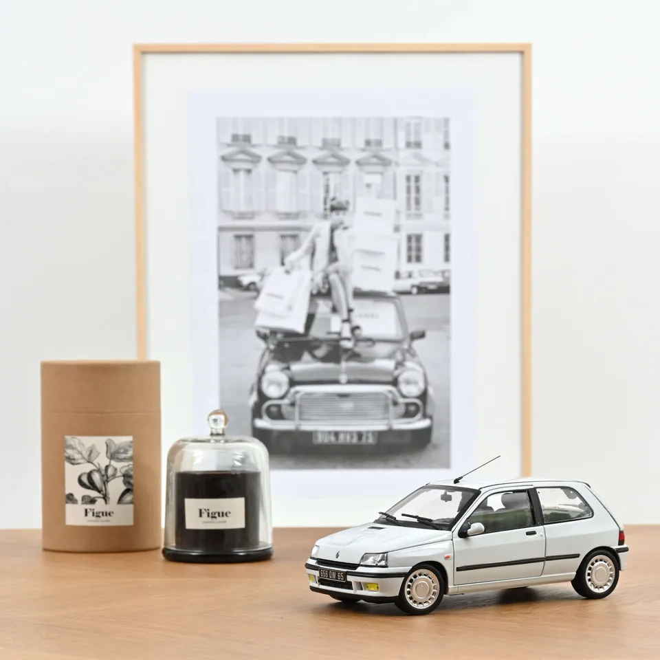 norev-renault-clio-16s-1991-bianca-modellino-auto-1-18 image 1
