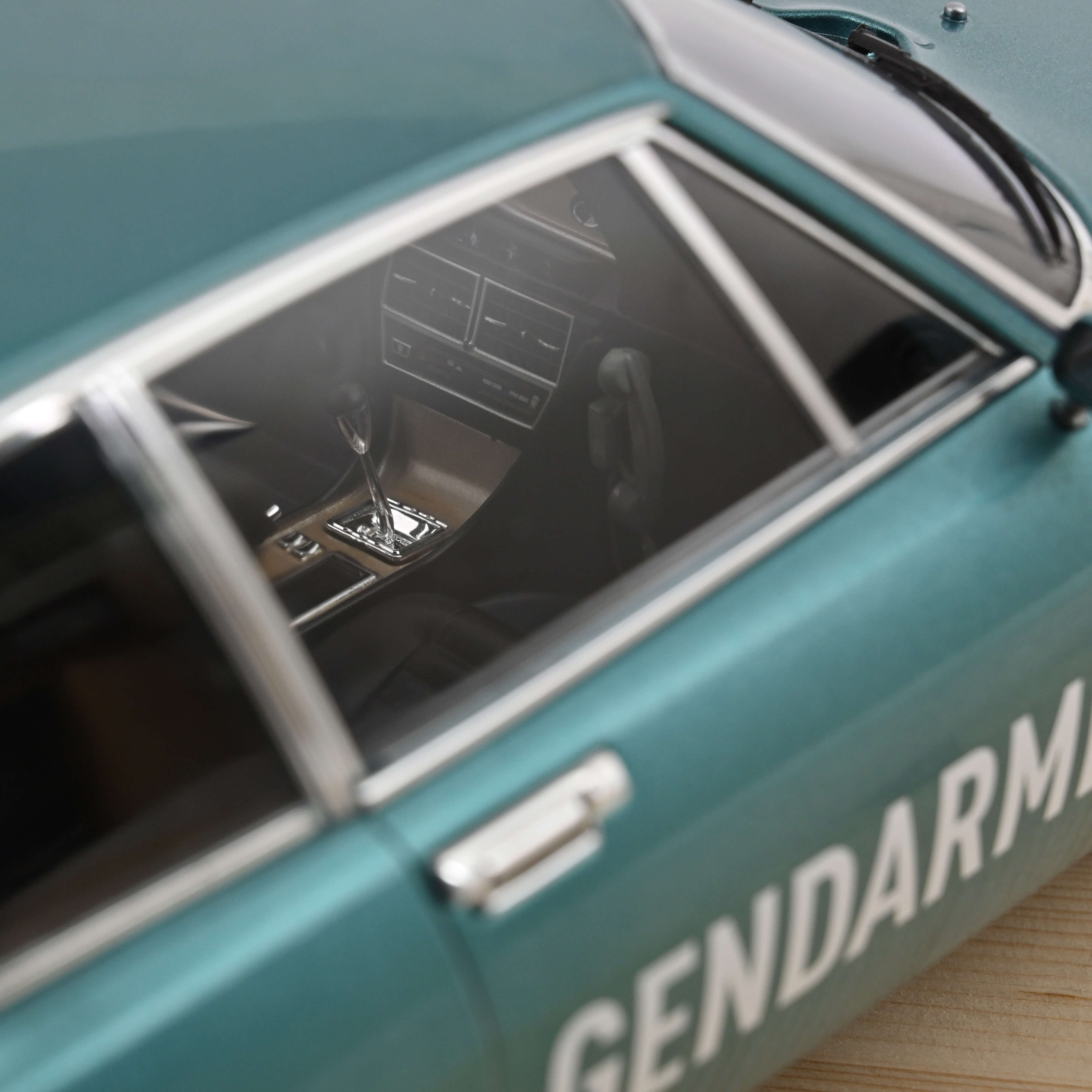 norev-citro-n-sm-1973-gendarmerie-modellino-auto-1-12 image 4