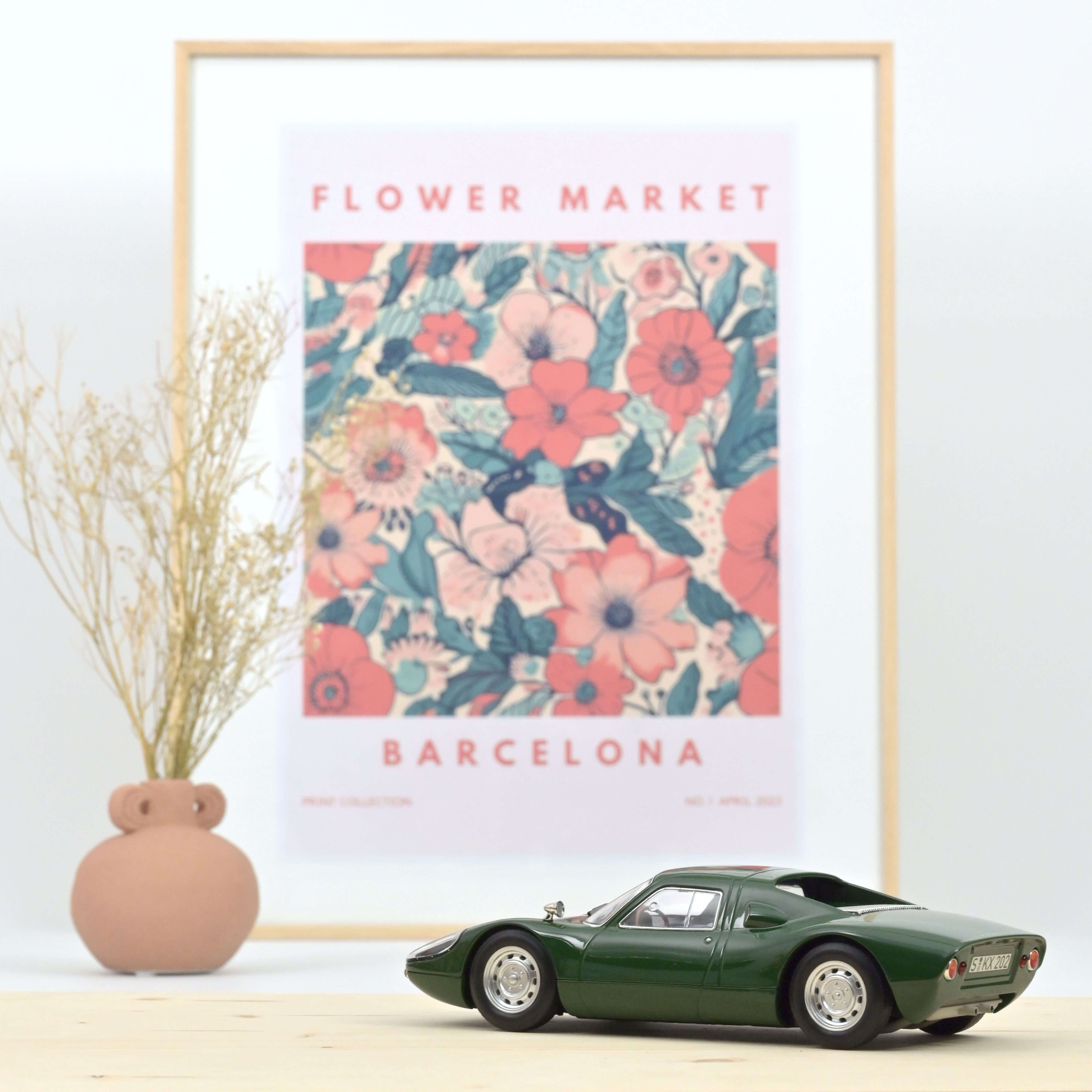 norev-porsche-904-gts-1964-modellino-auto-1-18-verde-200pz image 2