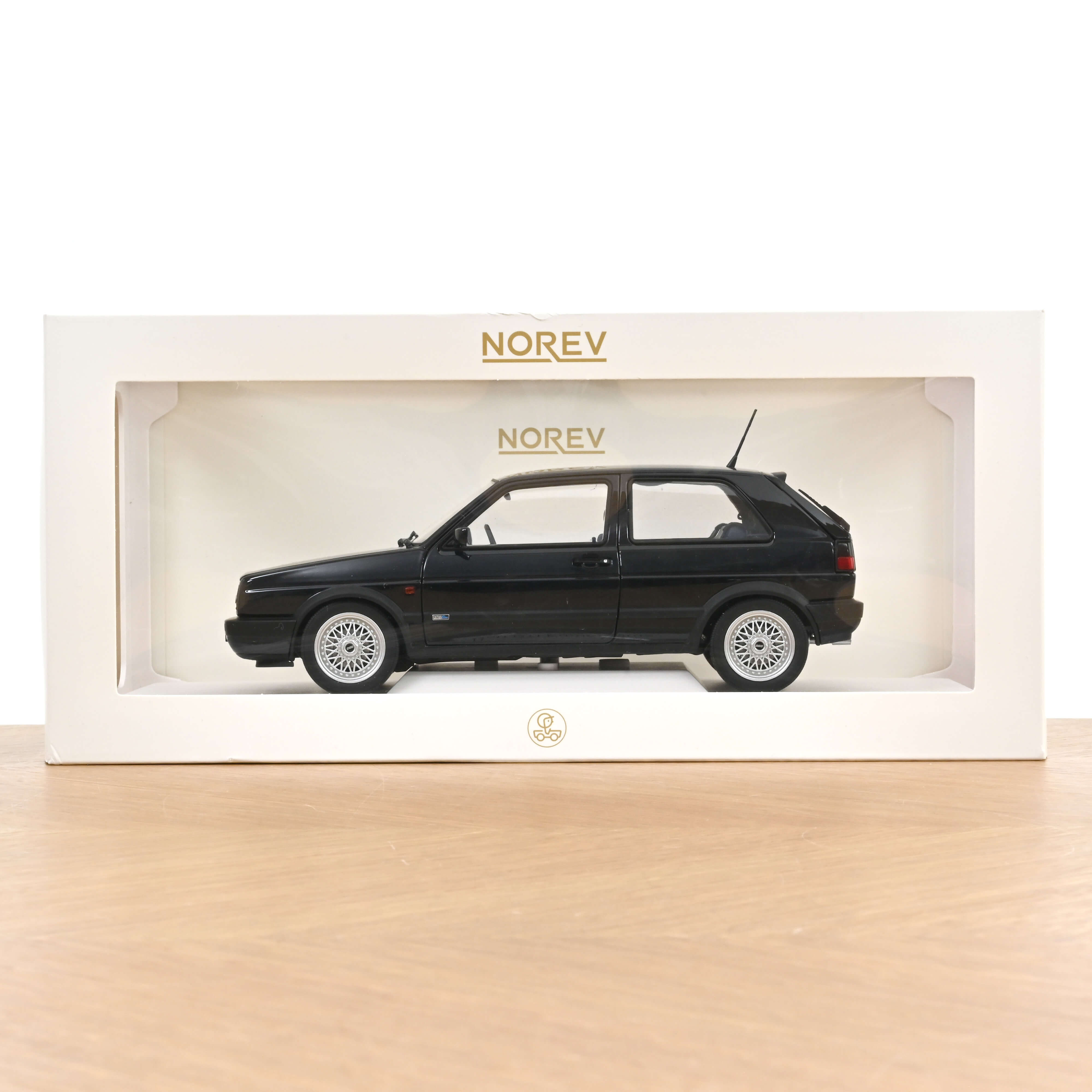 norev-vw-golf-gti-edition-blue-1991-modellino-auto-1-18-blu-chiaro-di-luna-metal image 6
