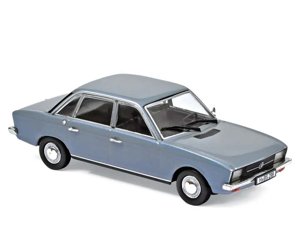 norev-vw-k70-1970-1-43-modellino-auto-blu-chiaro-metallizzato image 1