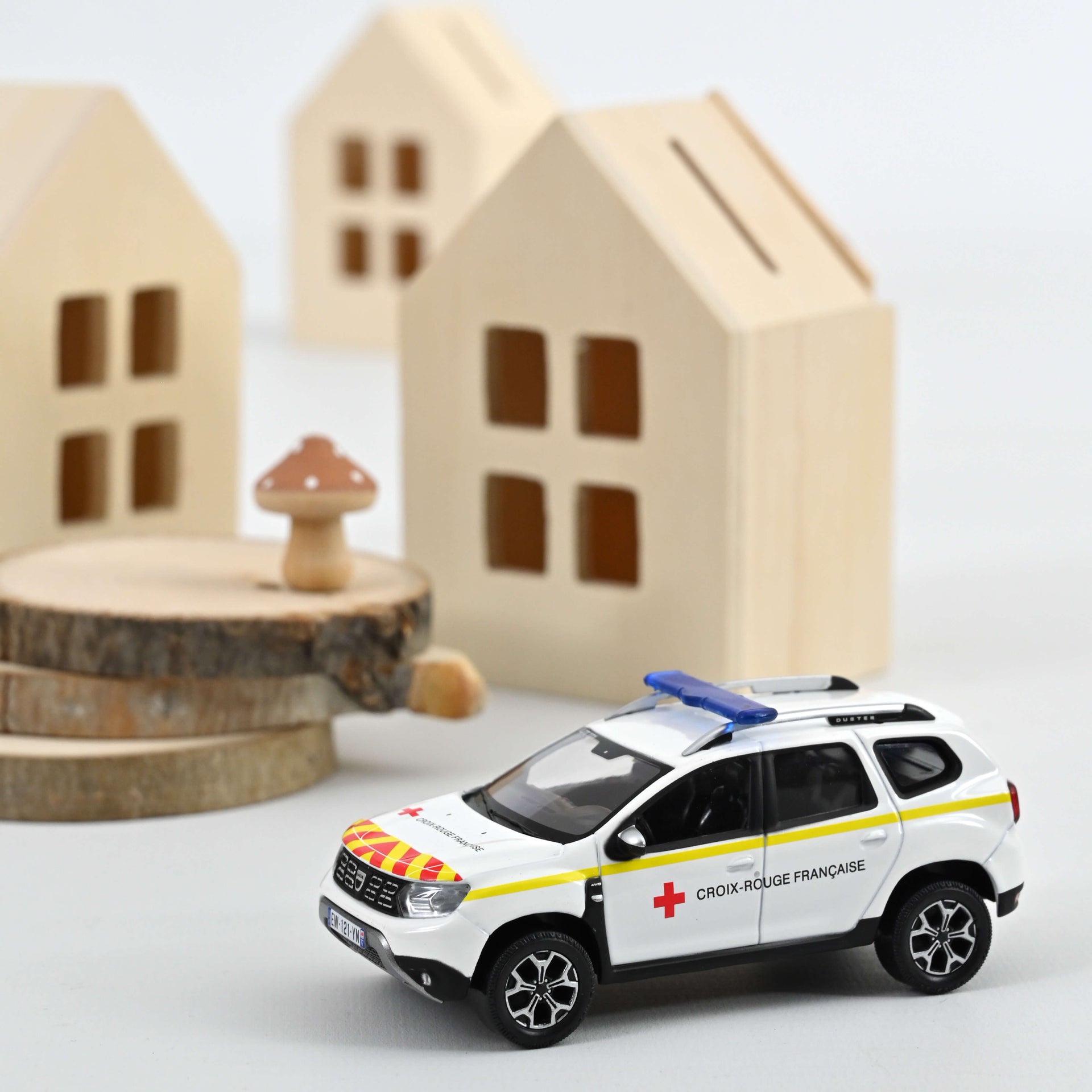 norev-dacia-duster-2020-ambulance-vltt-77-modellino-1-43 image 1