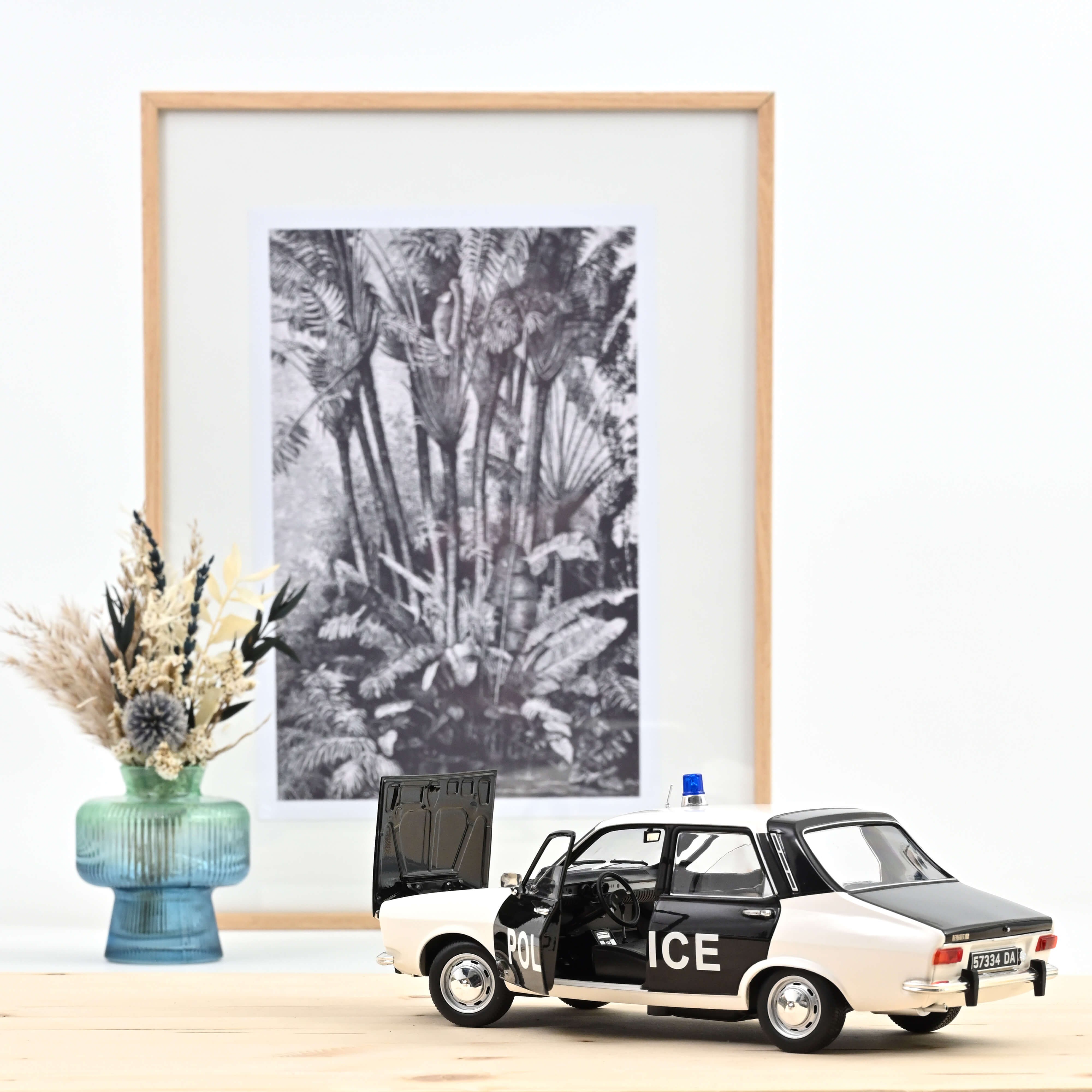 norev-renault-12-1973-police-modellino-auto-1-18-250-pezzi image 2