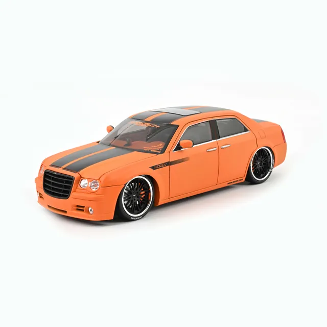 norev-chrysler-300c-by-parotech-arancione-nero-1-18-modellino-auto-die-cast image 1