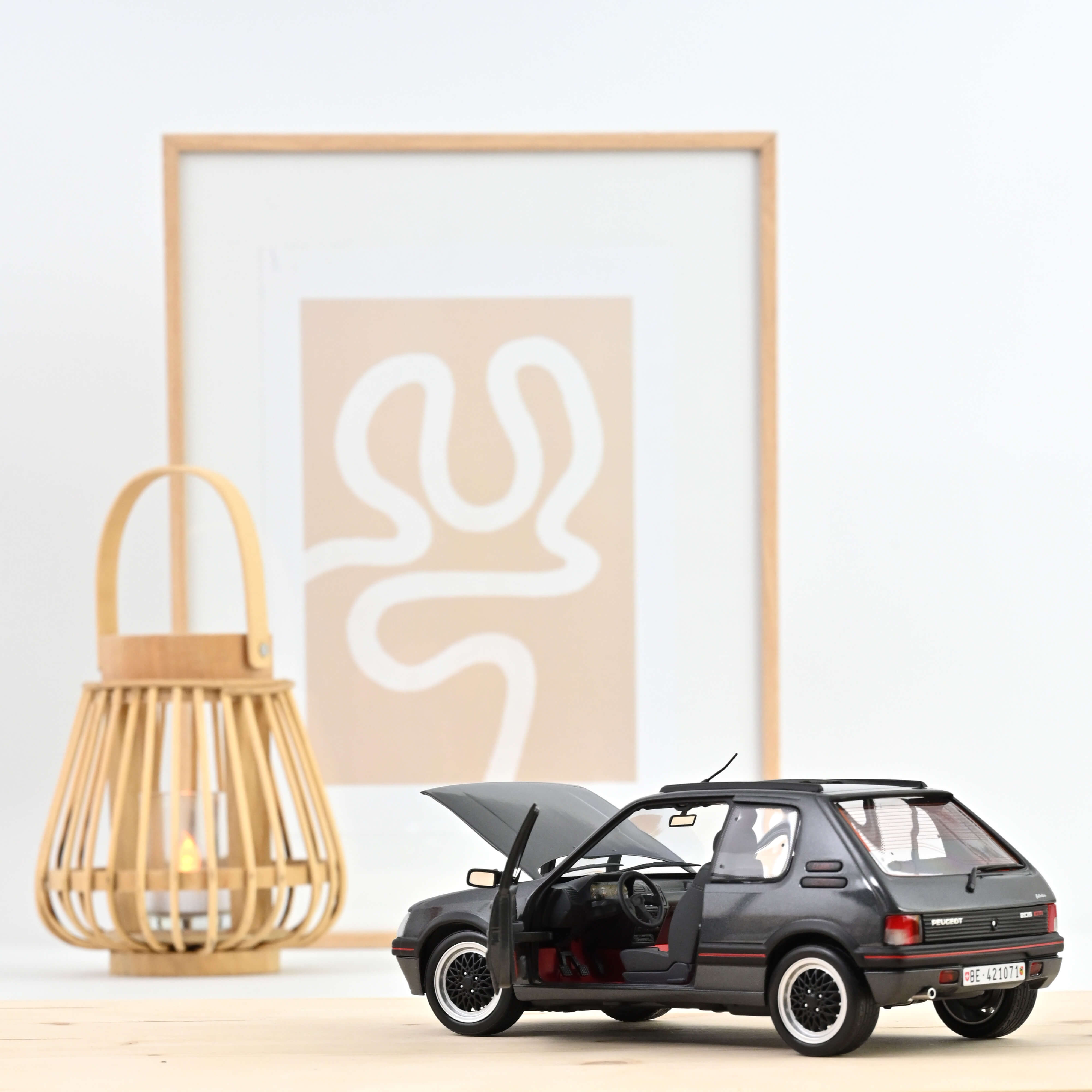norev-peugeot-205-gti-collection-1992-grigio-graphite-1-18-300-pz image 2