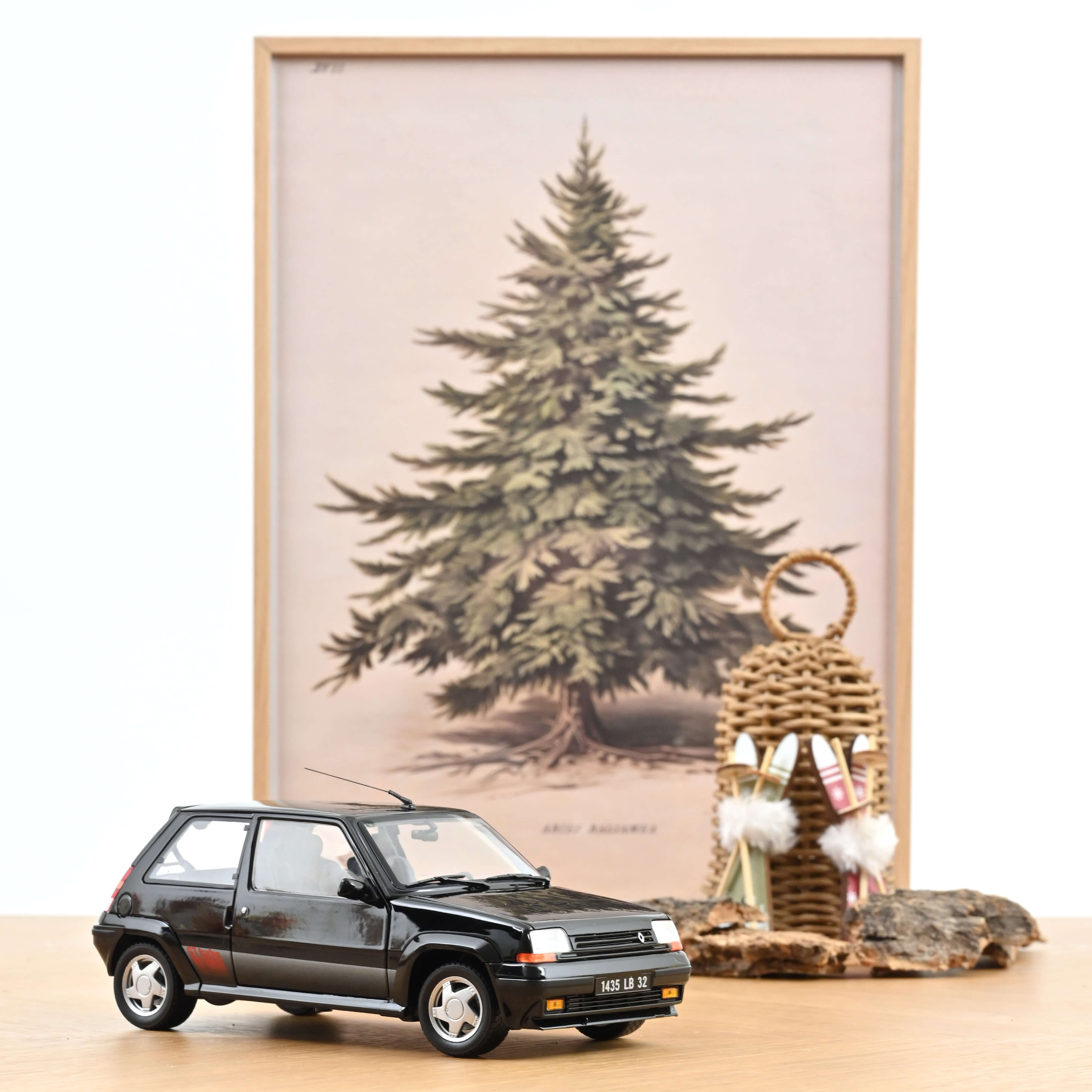 norev-renault-supercinque-gt-turbo-fase-2-1989-modellino-1-18-nero image 1