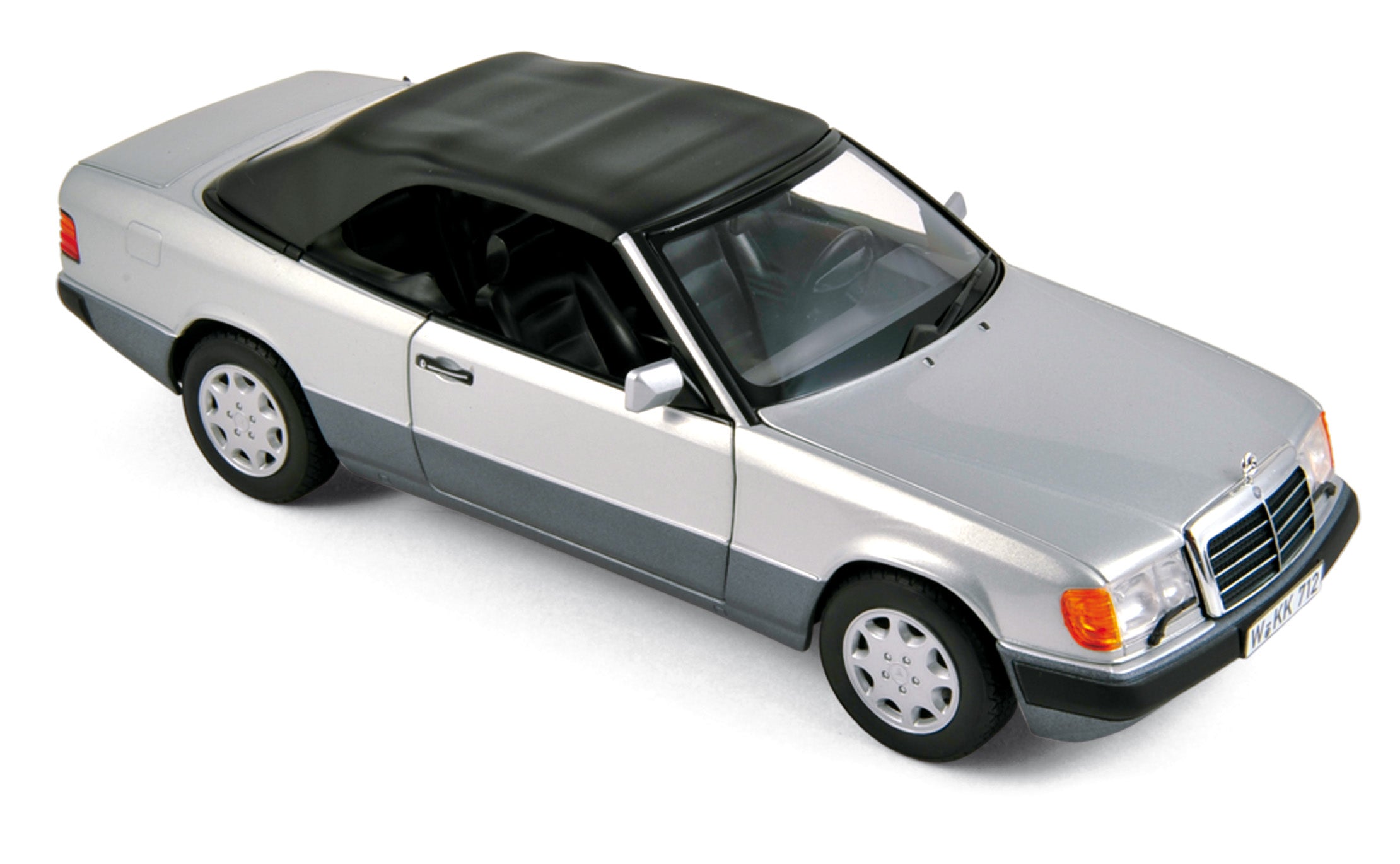 norev-mercedes-benz-300-ce-24-cabriolet-1990-argento-metallizzato-1-18 image 3