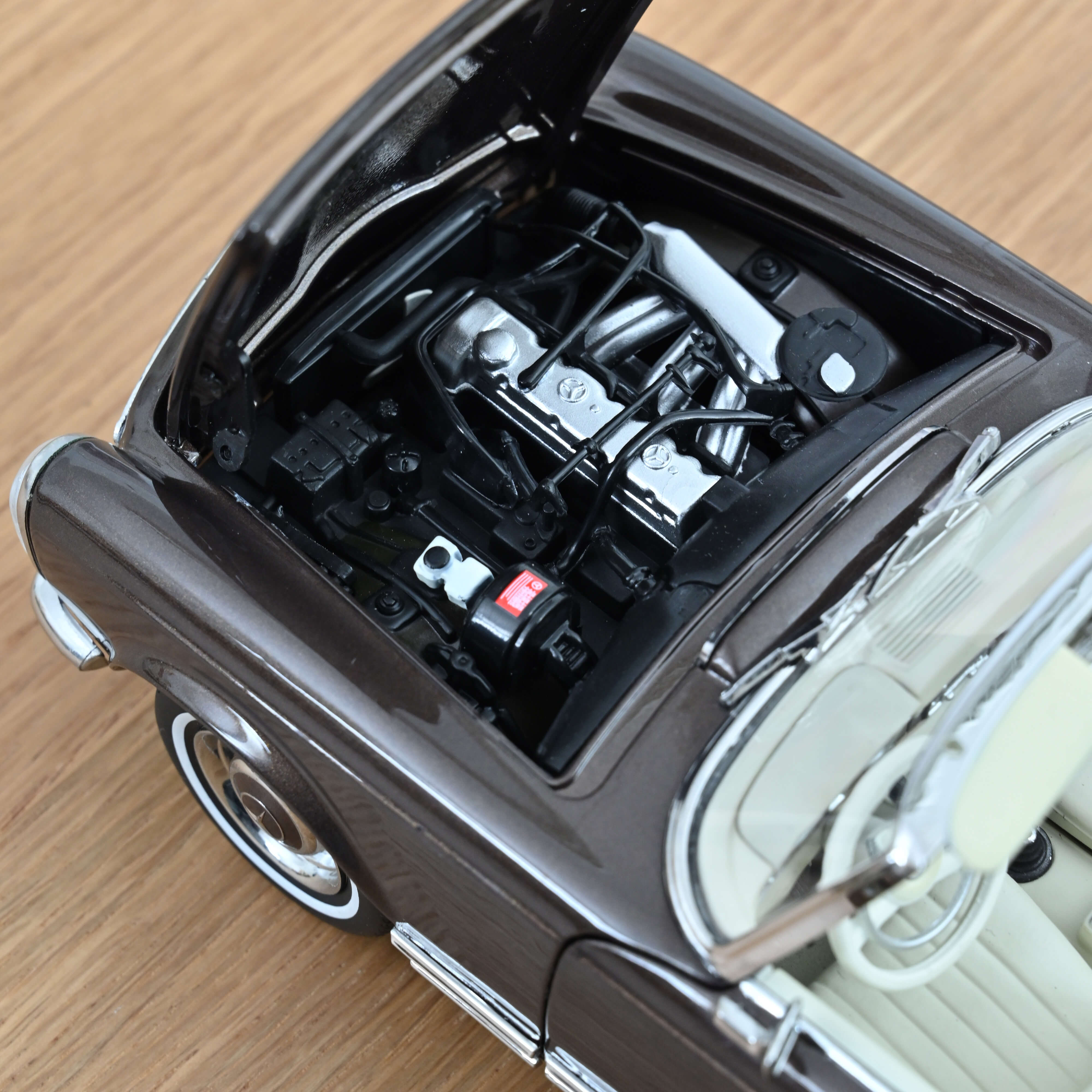 norev-mercedes-benz-230-sl-pagoda-1963-modellino-auto-1-18-bronzo-metallizzato-3 image 4