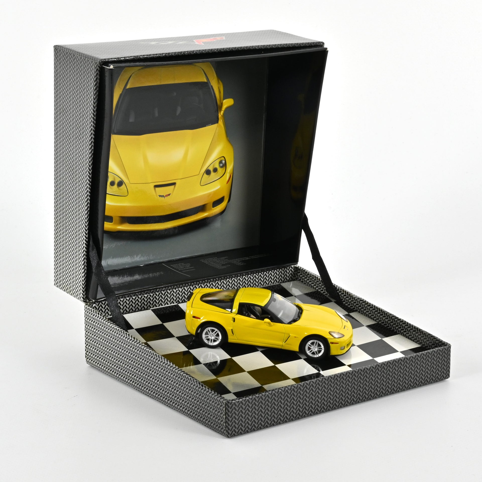 norev-chevrolet-corvette-z06-2005-modellino-auto-1-43-giallo-velocity image 1