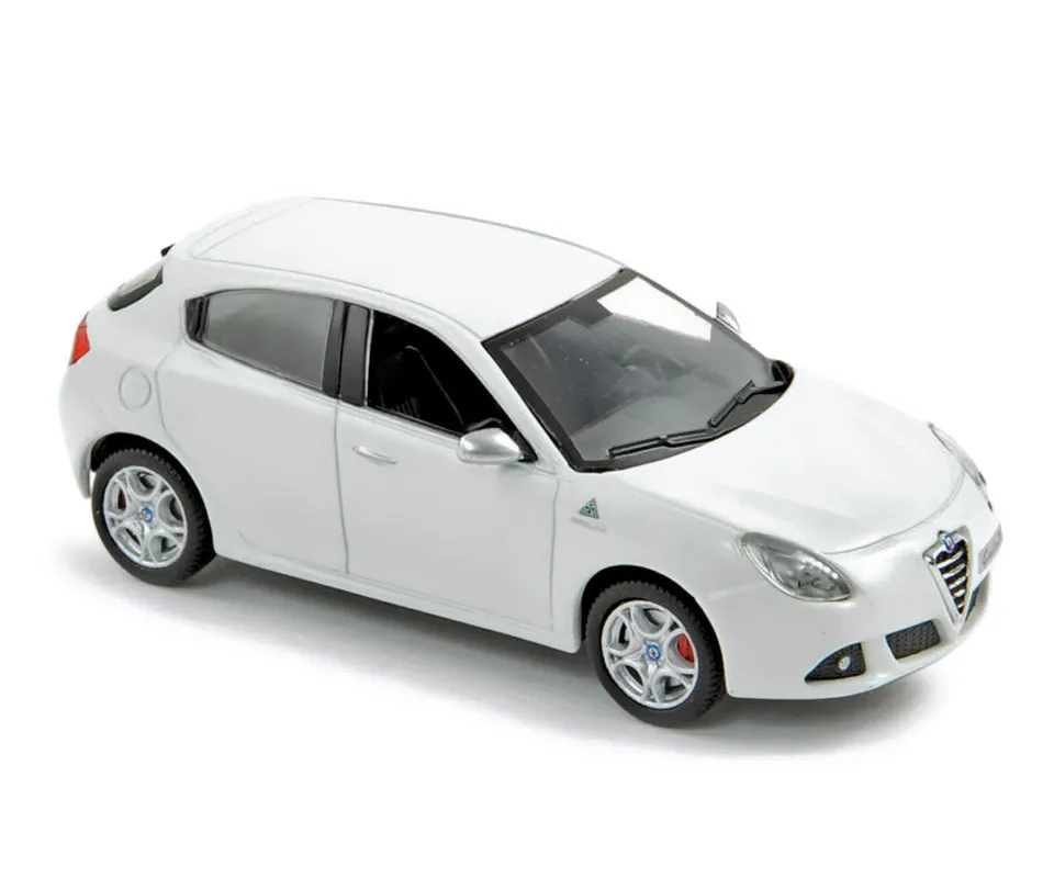 norev-alfa-romeo-giulietta-quadrifoglio-verde-2010-jet-car-1-43-bianco-perla image 1