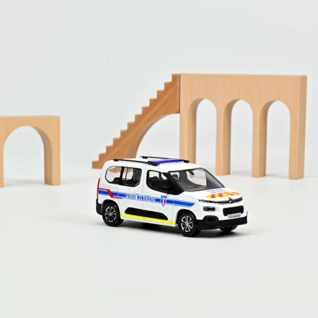 norev-citro-n-berlingo-2020-police-municipale-1-43-modellino-die-cast image 1