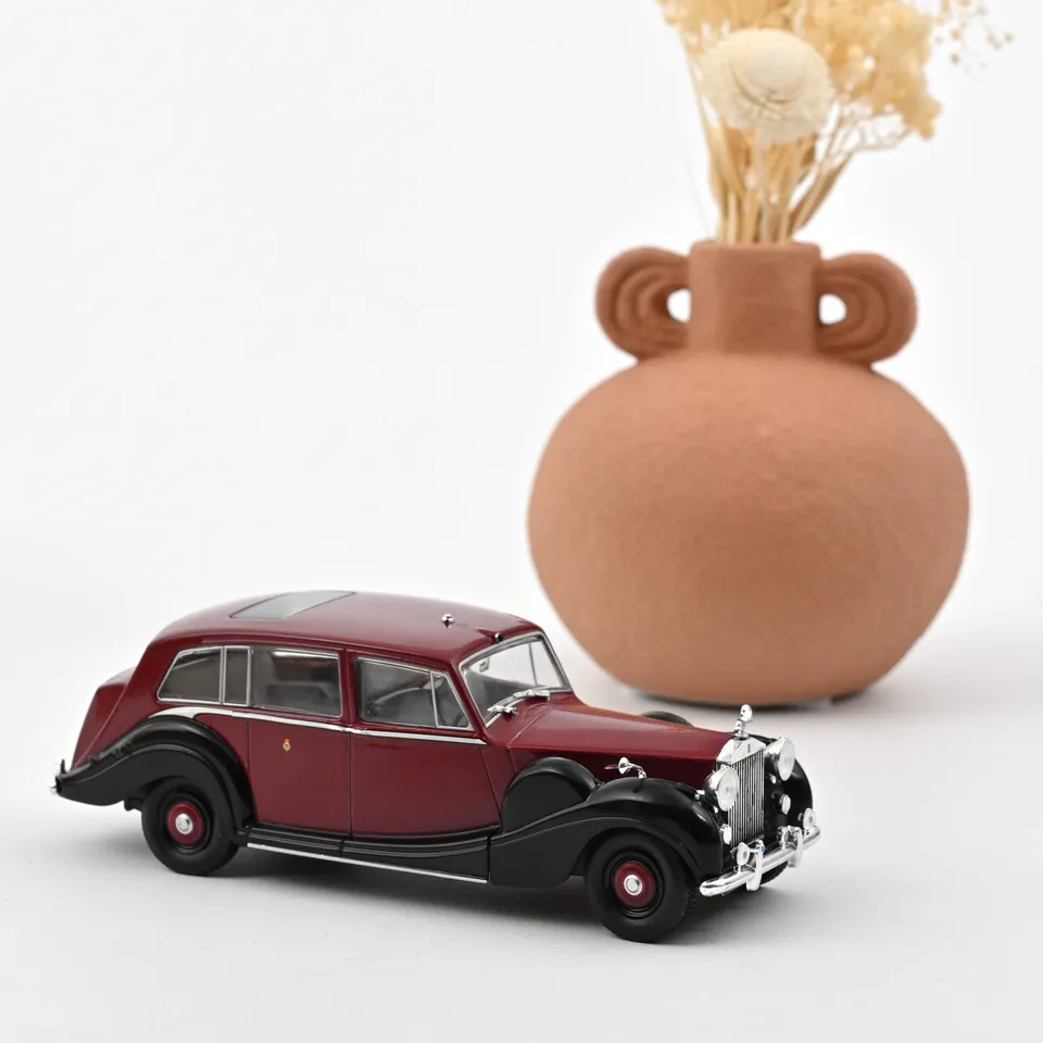norev-rolls-royce-phantom-iv-1952-nero-e-marrone-1-43-modellino-die-cast image 1