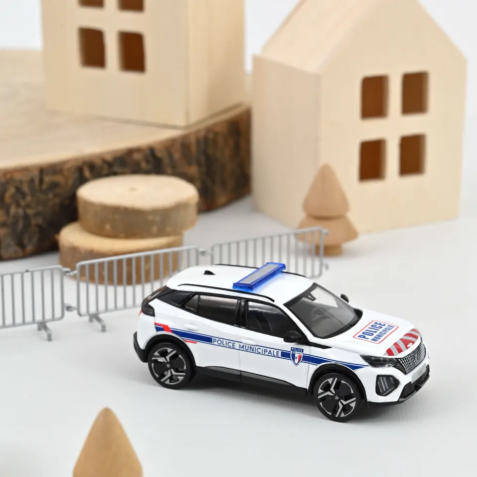 norev-peugeot-2008-2024-police-municipale-modellino-auto-1-43-2 image 1