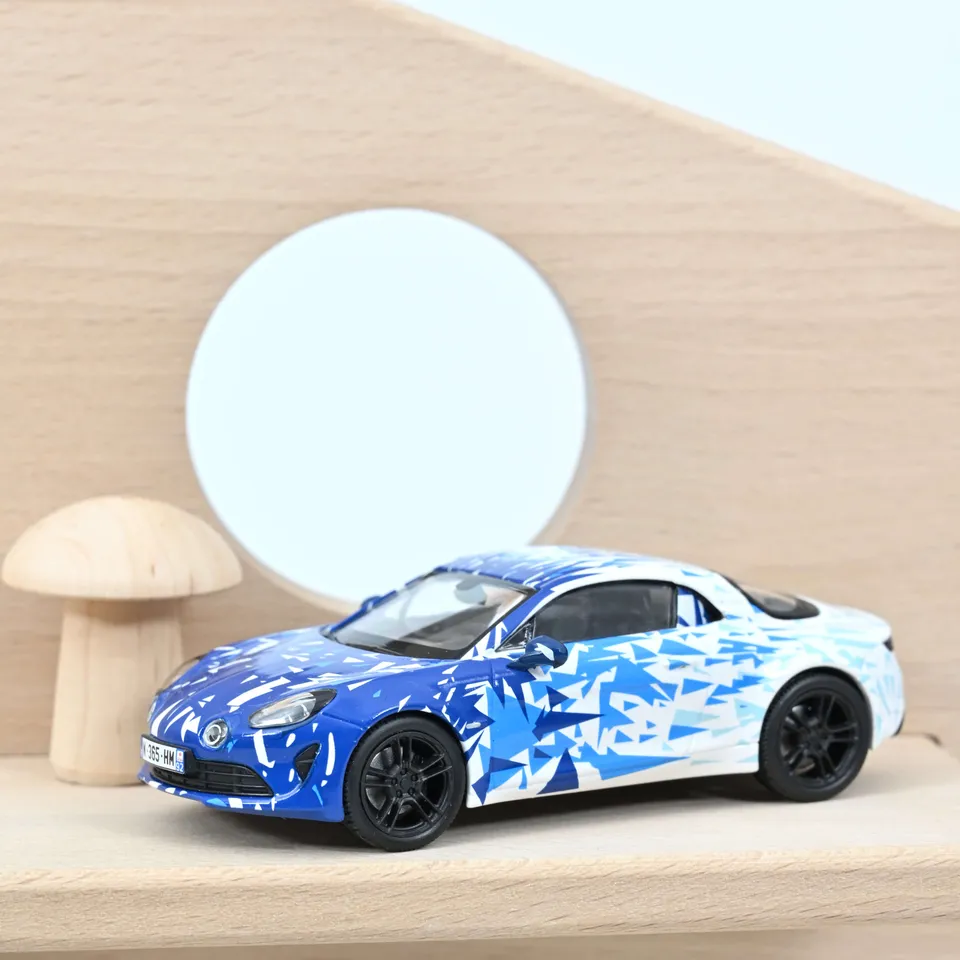norev-alpine-a110-2017-blanc-bleu-version-test-modellino-auto-1-43 image 1