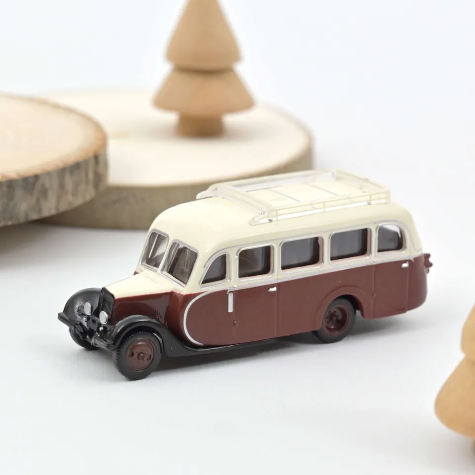 norev-citro-n-u23-autocar-1947-marrone-e-crema-1-87-modellino-die-cast-minijet image 1