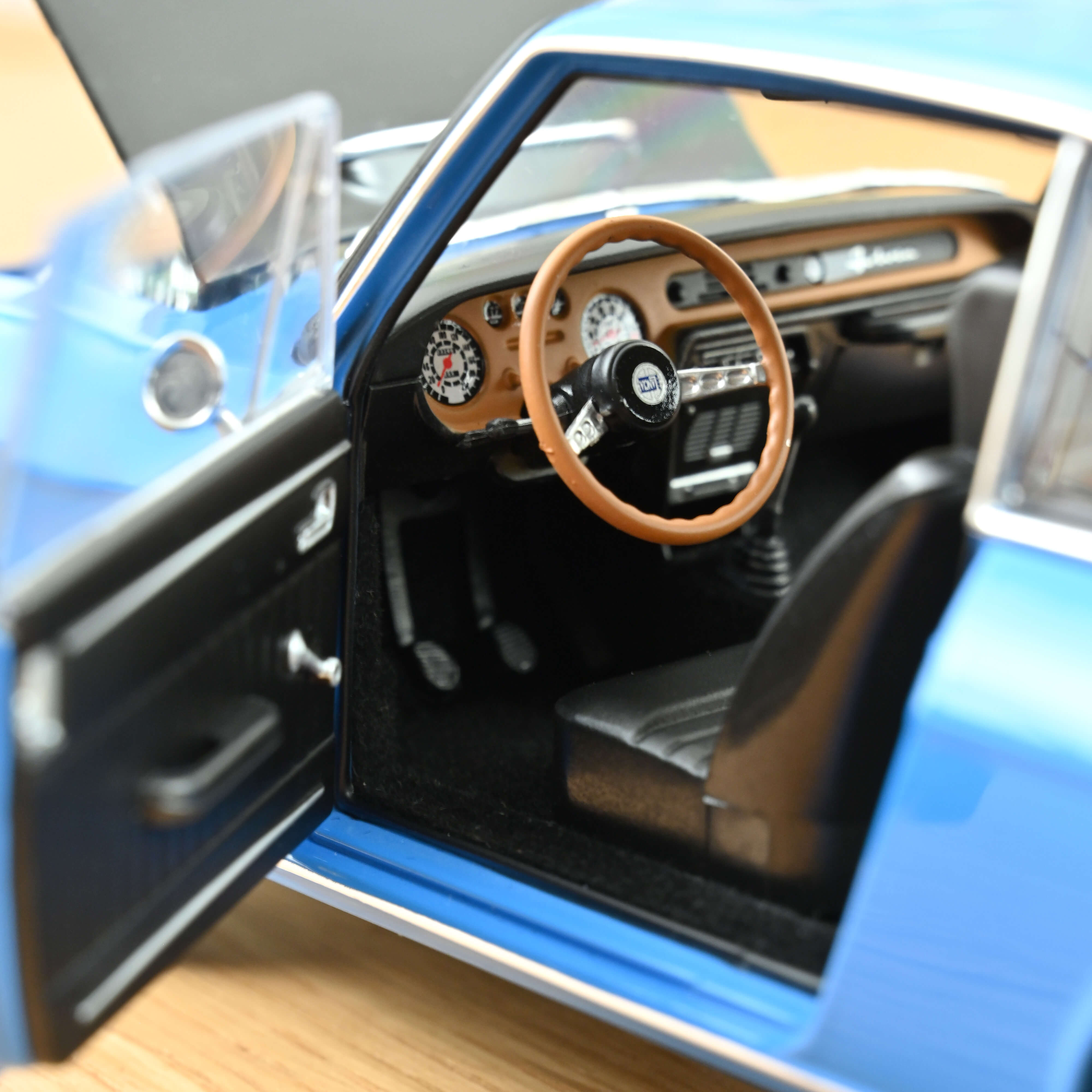 norev-lancia-fulvia-1600-hf-1971-blu-medio-modellino-1-18-edizione-limitata-200- image 6
