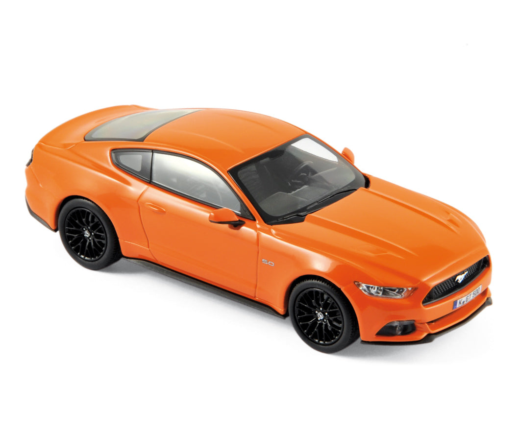 norev-ford-mustang-fastback-2015-modellino-auto-1-43-arancione-vulcano image 1