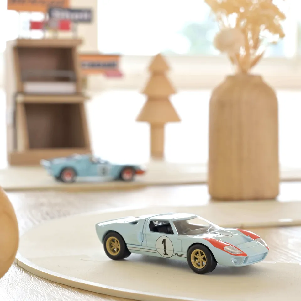 norev-ford-gt40-1966-n-1-le-mans-jet-car-1-43-con-cofano-apribile image 1