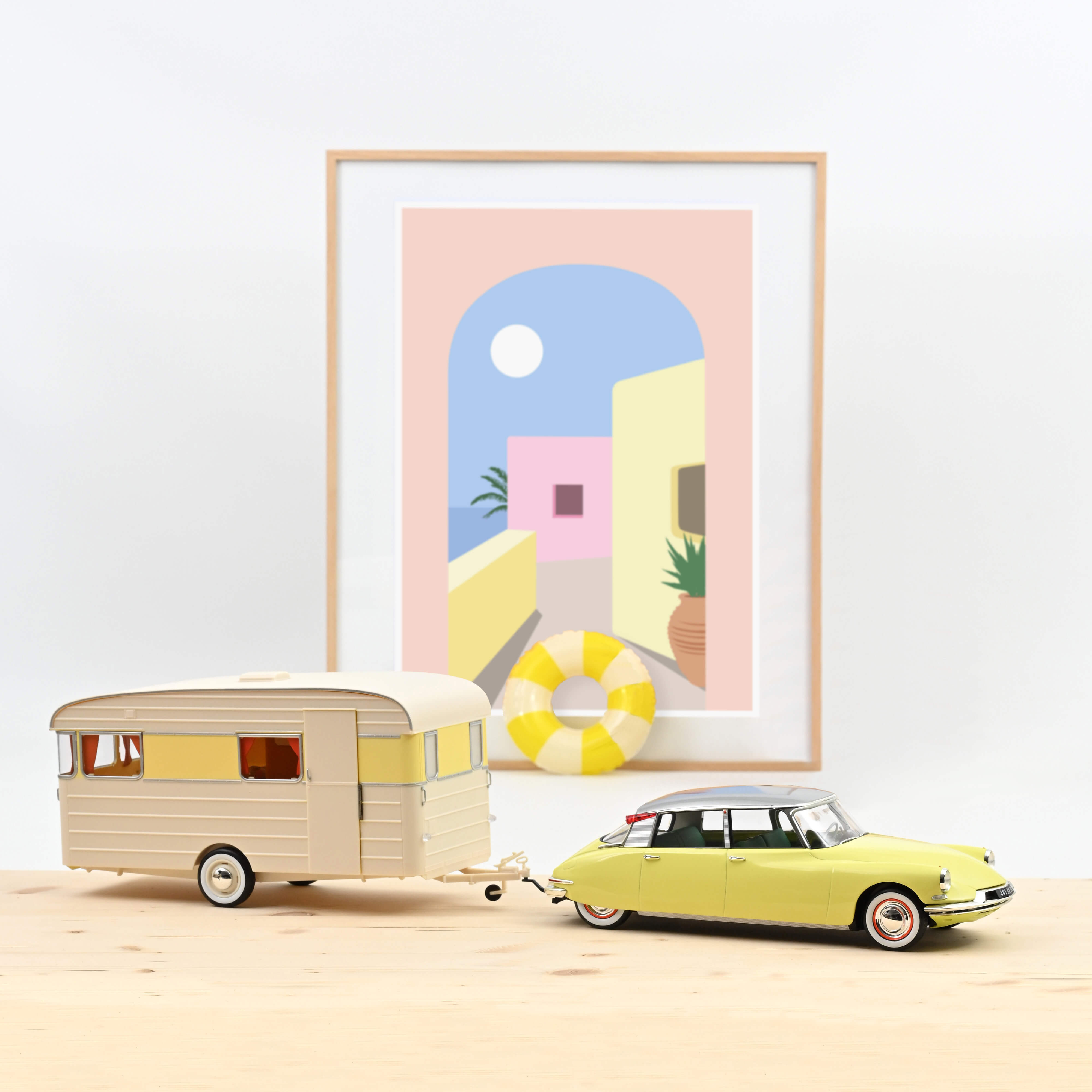 norev-citro-n-ds-19-1960-giallo-jonquille-caravan-digue-panoramic-1-18 image 1