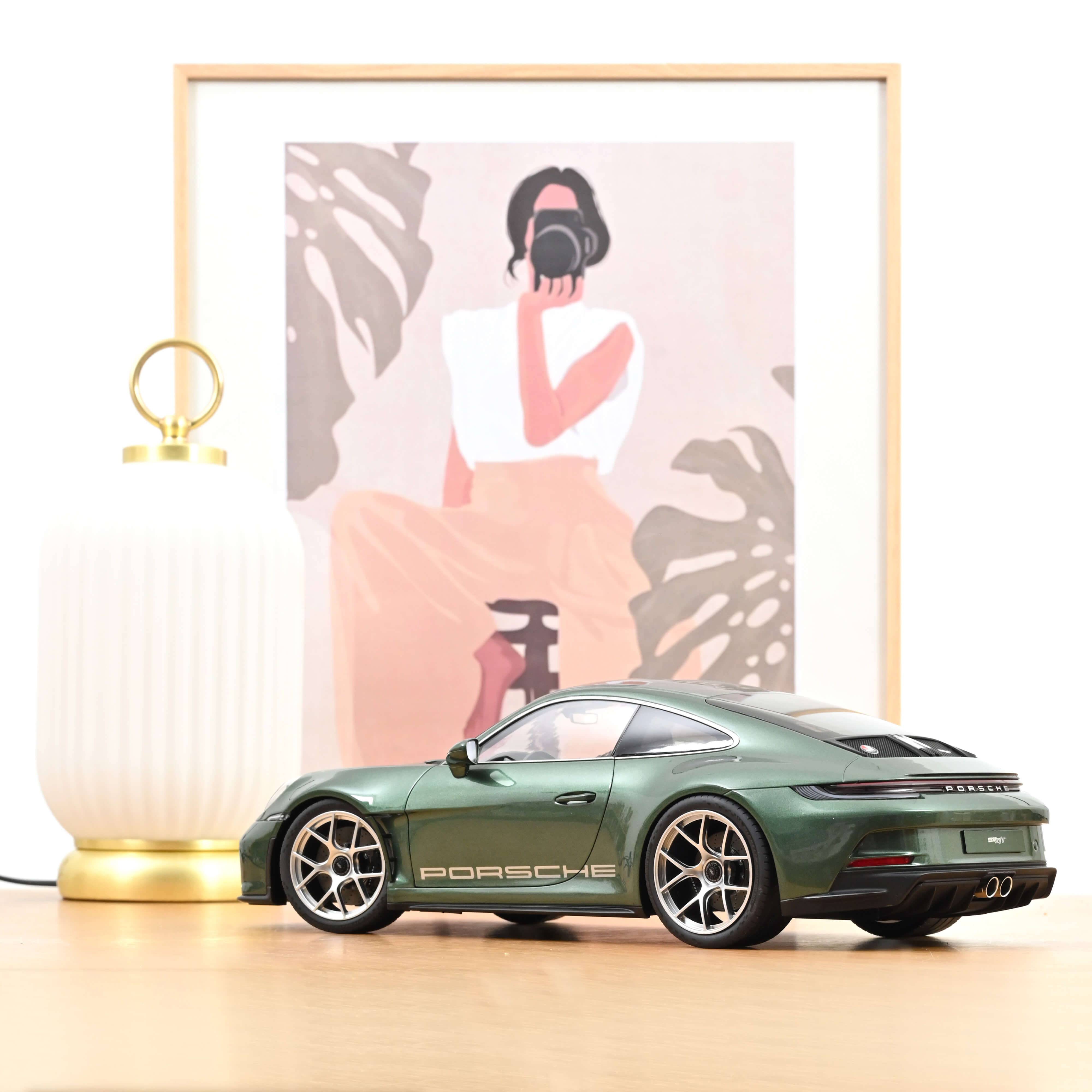 norev-porsche-911-s-t-2023-verde-malachite-metallizzato-1-12-jet-car image 2