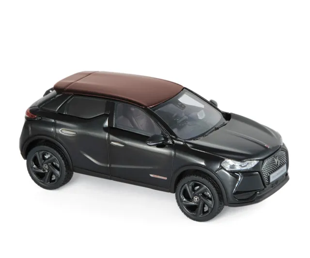 norev-ds-3-crossback-la-premi-re-2019-modellino-auto-1-43-nero-e-rosso image 1