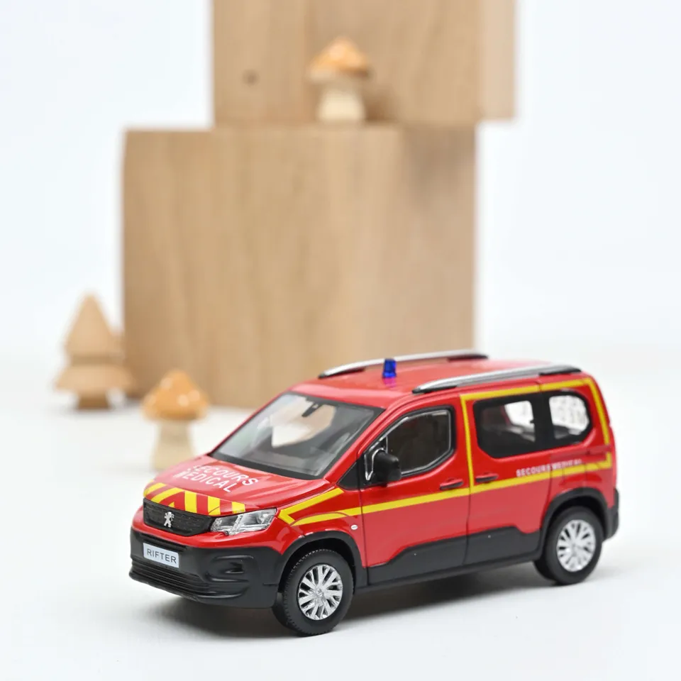 norev-peugeot-rifter-2019-pompiers-secours-m-dical-modellino-auto-1-43 image 1