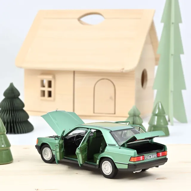 norev-mercedes-benz-190-e-1984-verde-metallizzato-1-18-edizione-limitata-200-pz- image 1