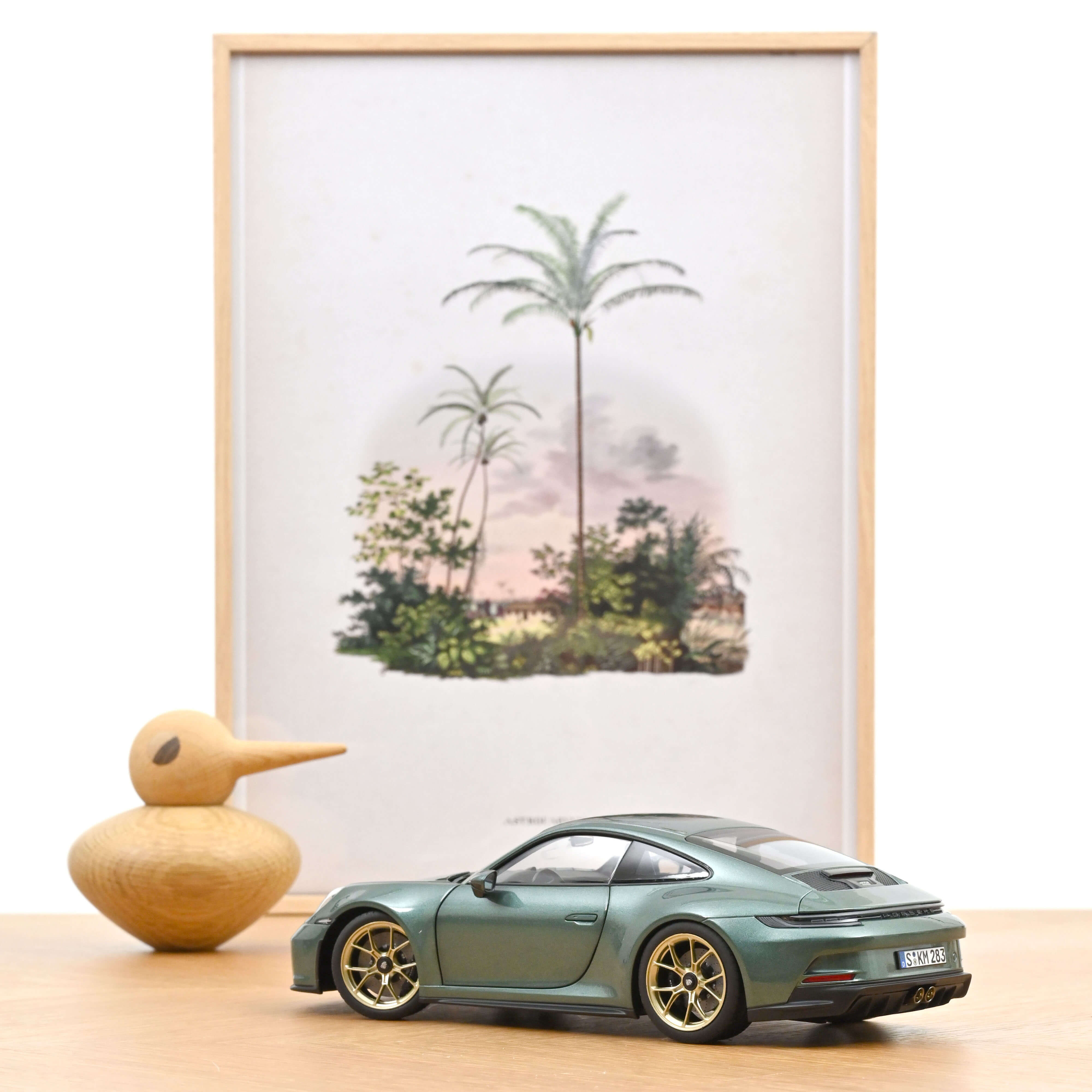 norev-porsche-911-gt3-con-pack-touring-2021-verde-malachite-1-18 image 3