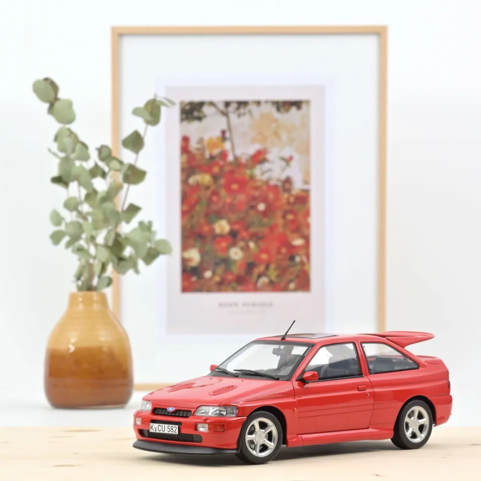 norev-ford-escort-cosworth-1992-modellino-1-18-rosso-edizione-200-pz image 1