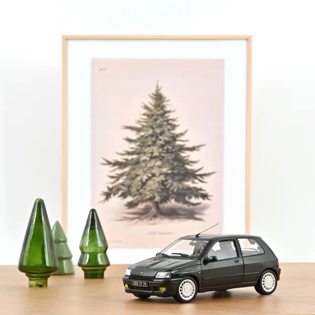 norev-renault-clio-16s-1992-modellino-auto-1-18-verde-tyrol-400-pcs image 1