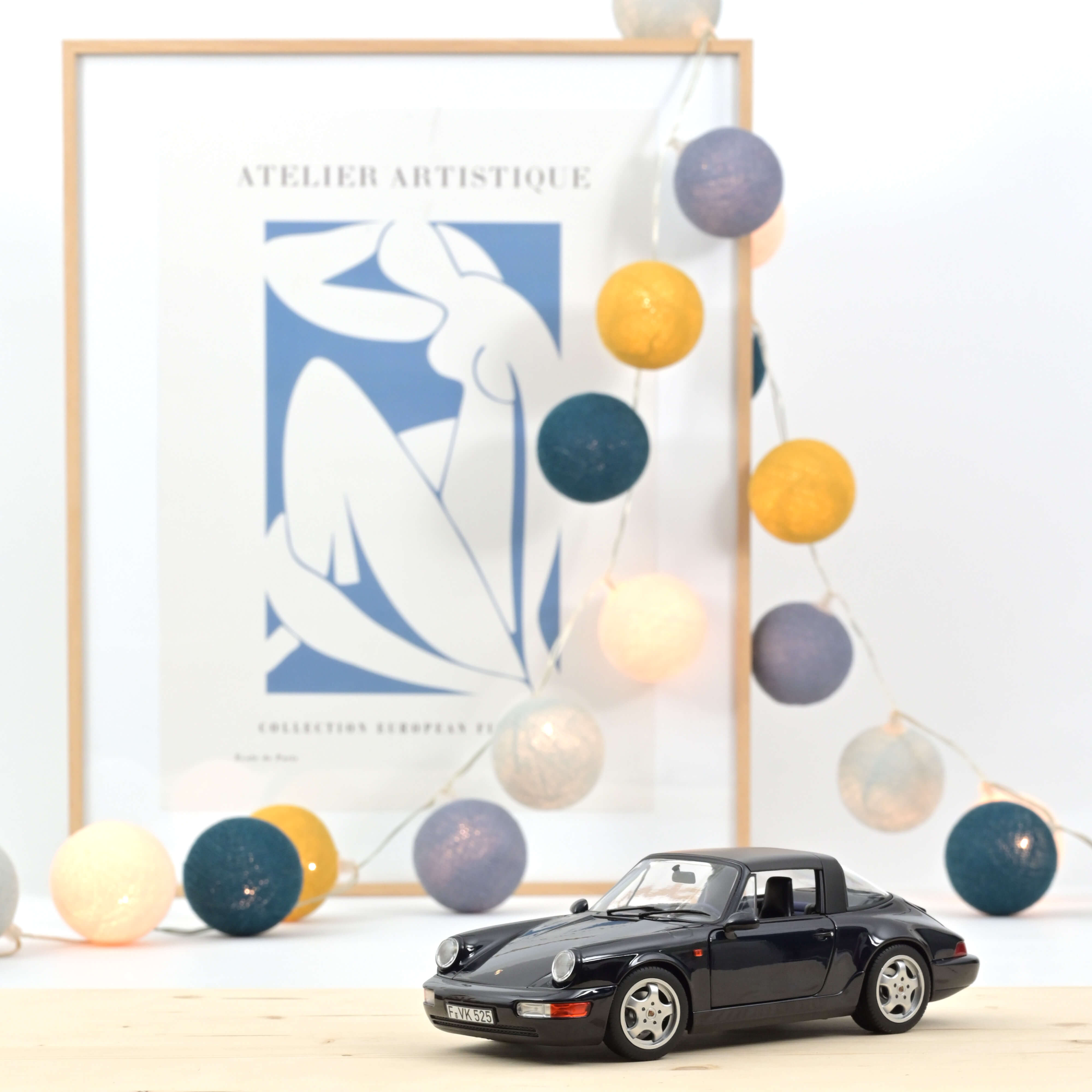 norev-porsche-911-carrera-4-targa-1991-blu-metallizzato-modellino-1-18 image 2