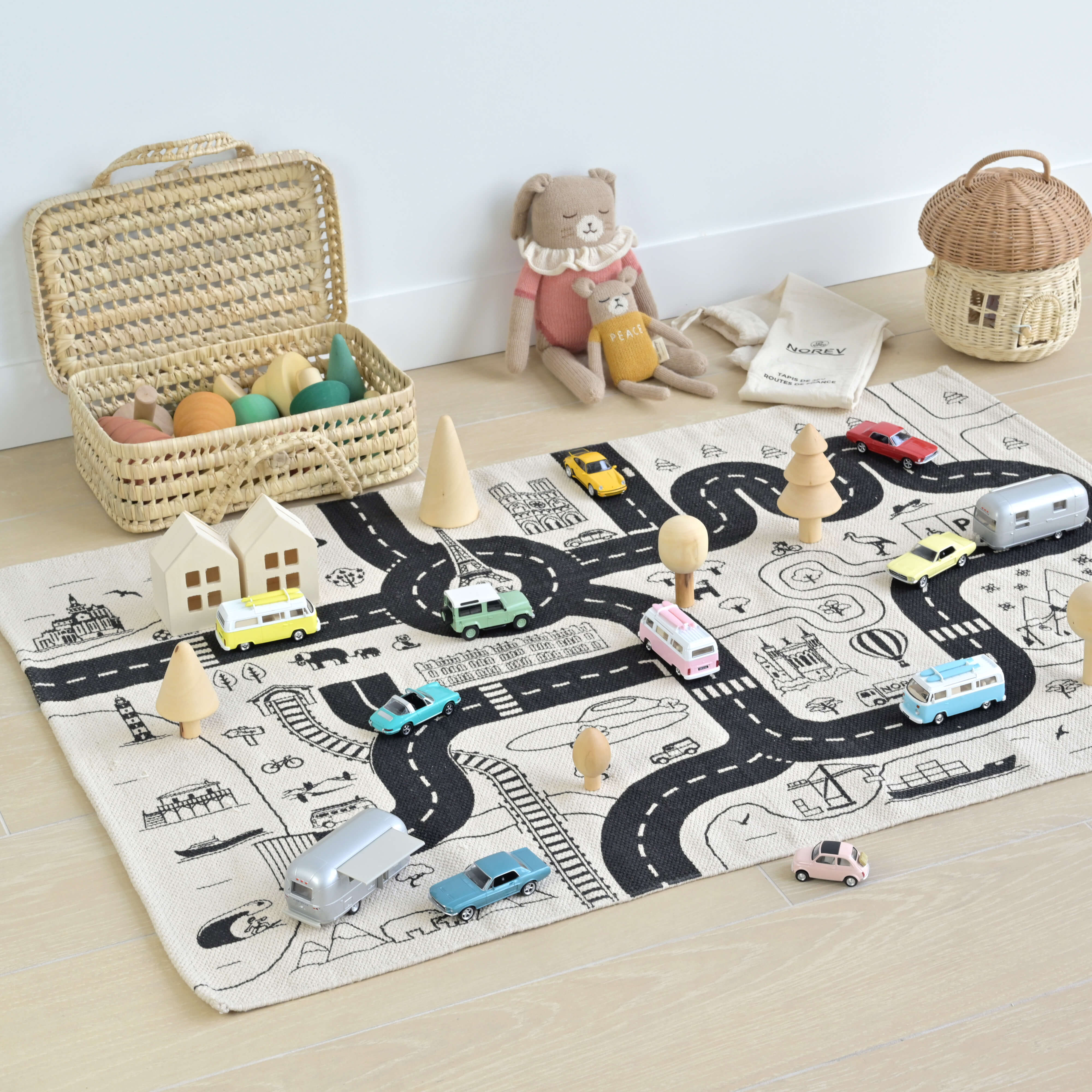 norev-tapis-de-jeu-routes-de-france-tappeto-gioco-100-cotone-per-bimbi image 7